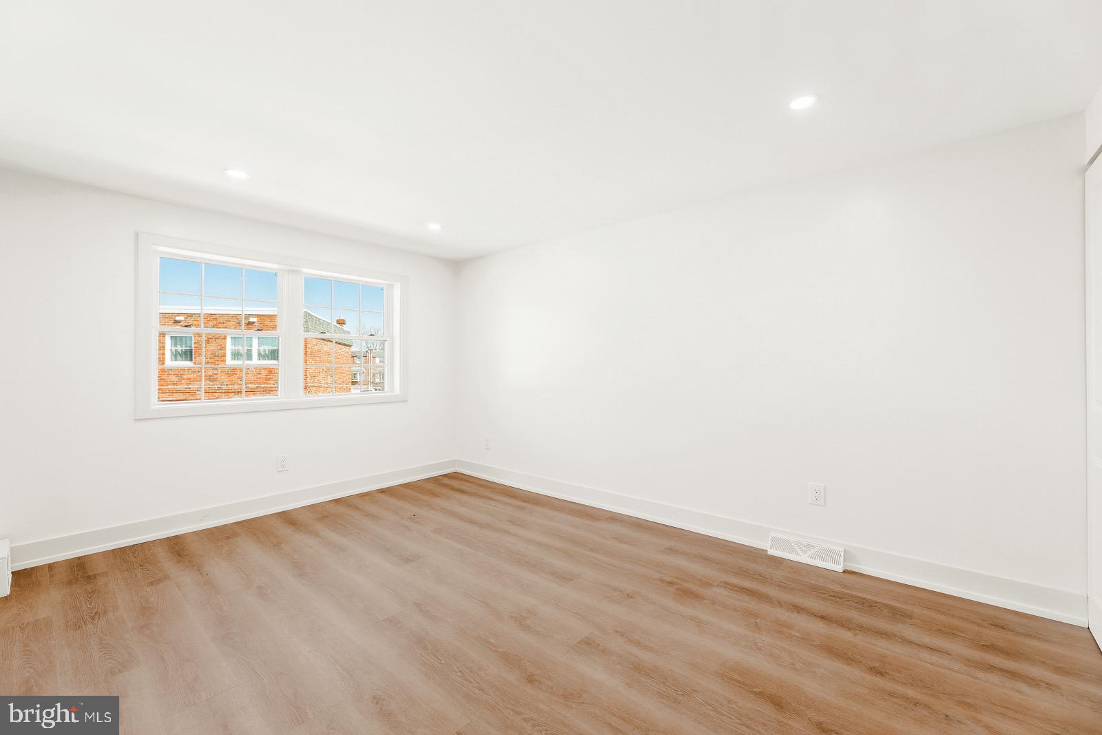 PARKWOOD - Residential