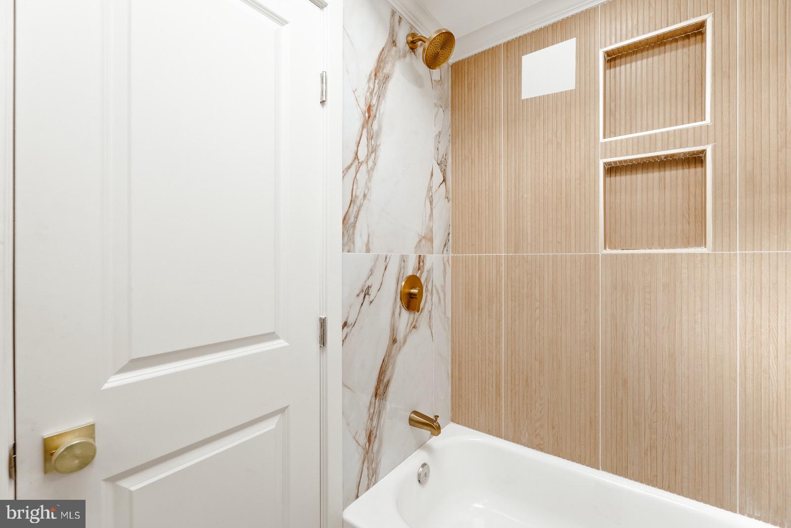 PARKWOOD - Residential