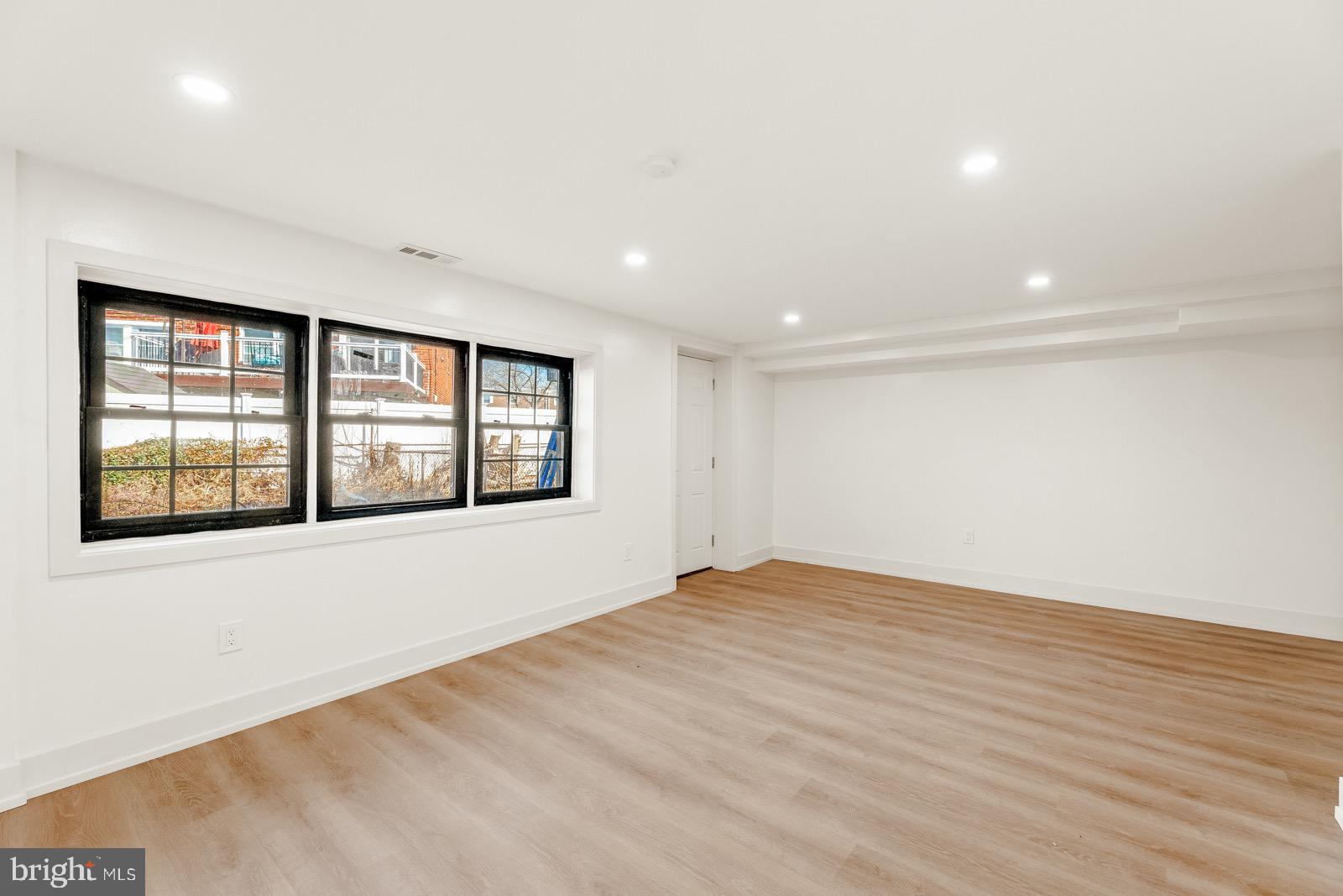 PARKWOOD - Residential