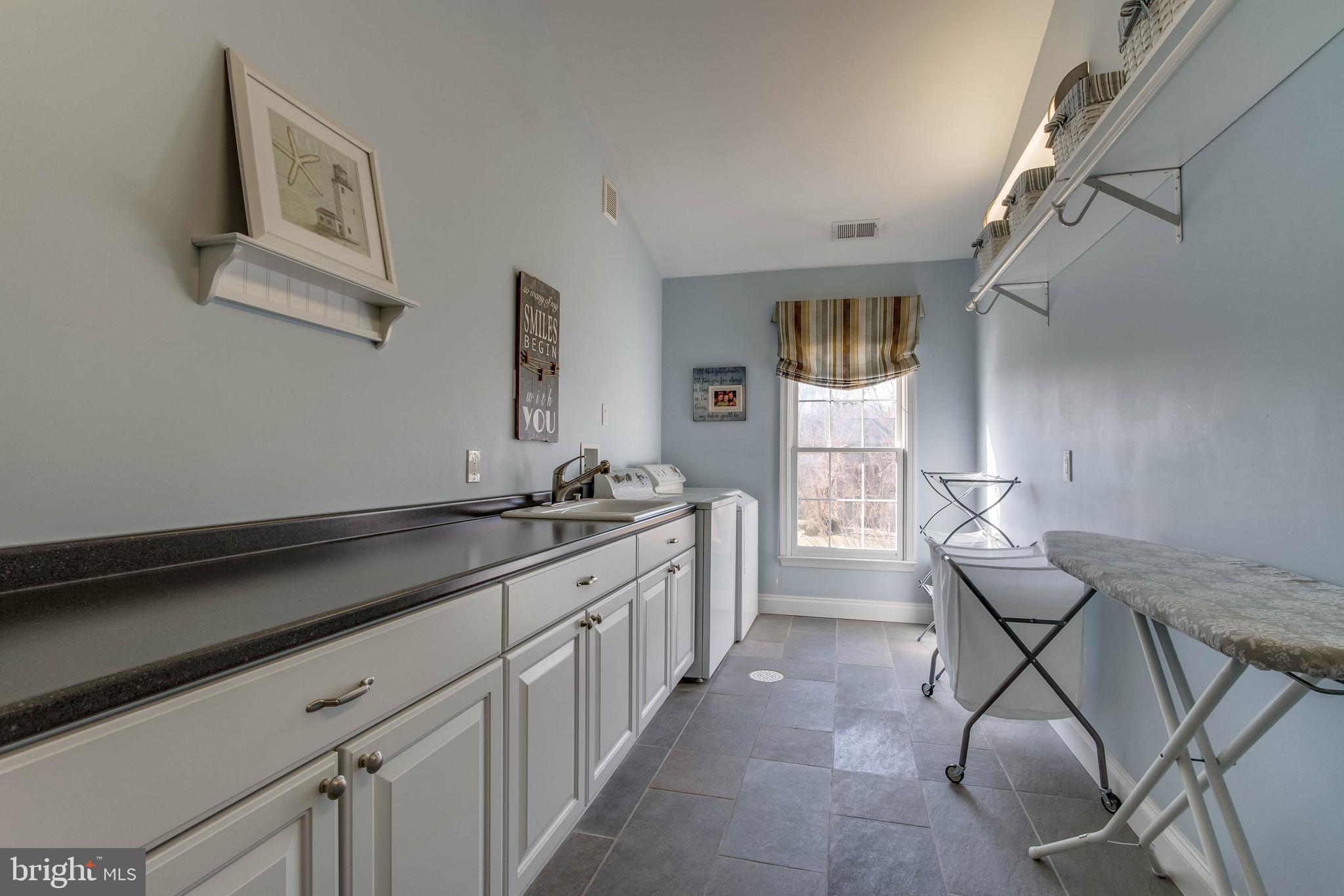 SMALLS NURSERY - Residential