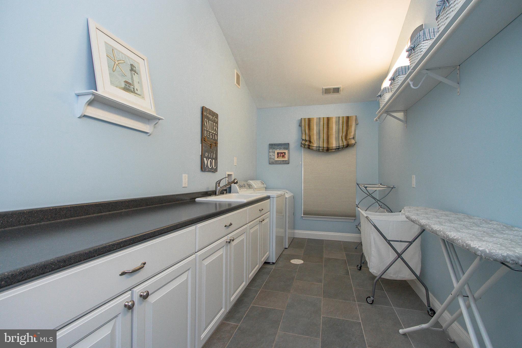 SMALLS NURSERY - Residential