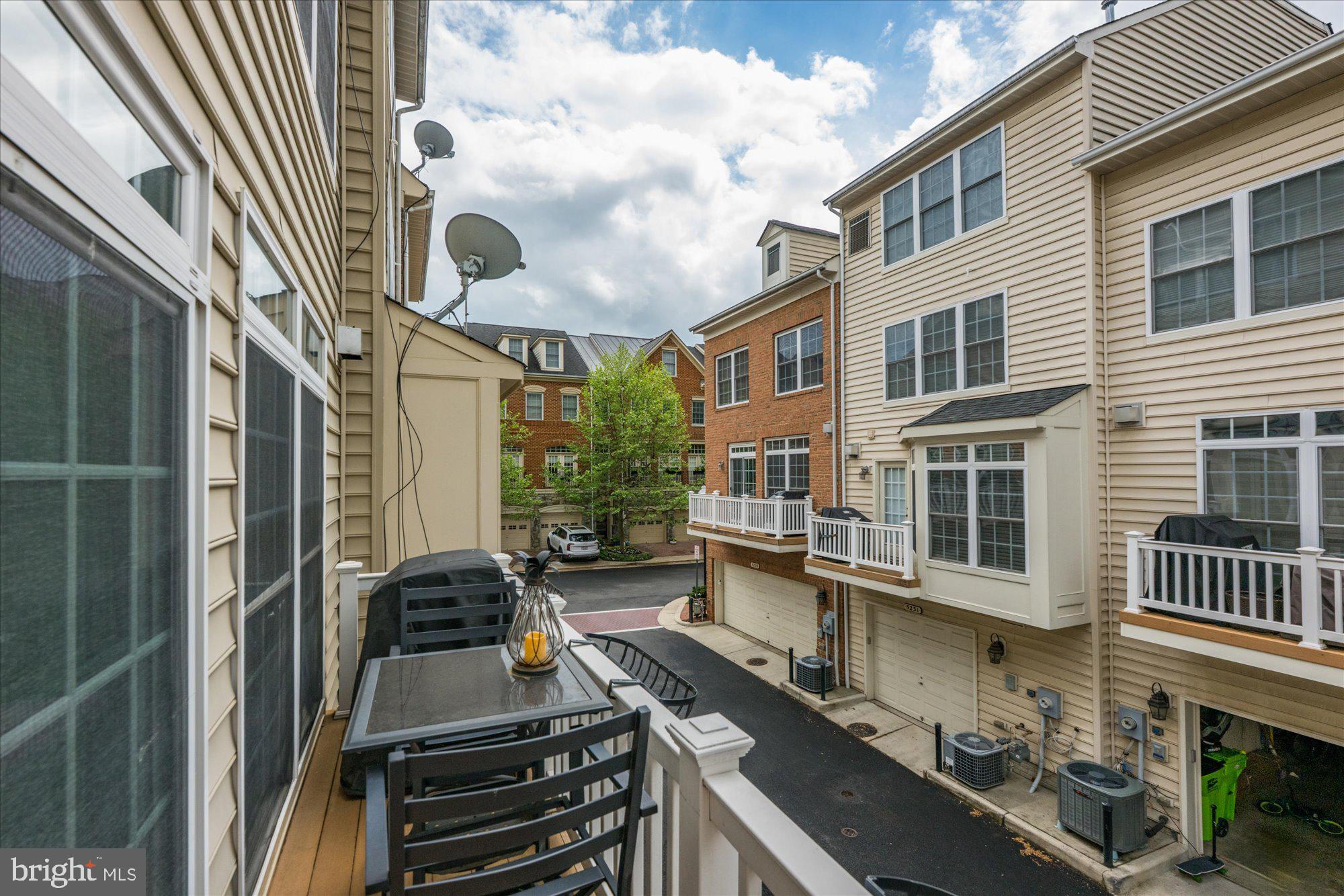 CAMERON STATION - Residential Lease