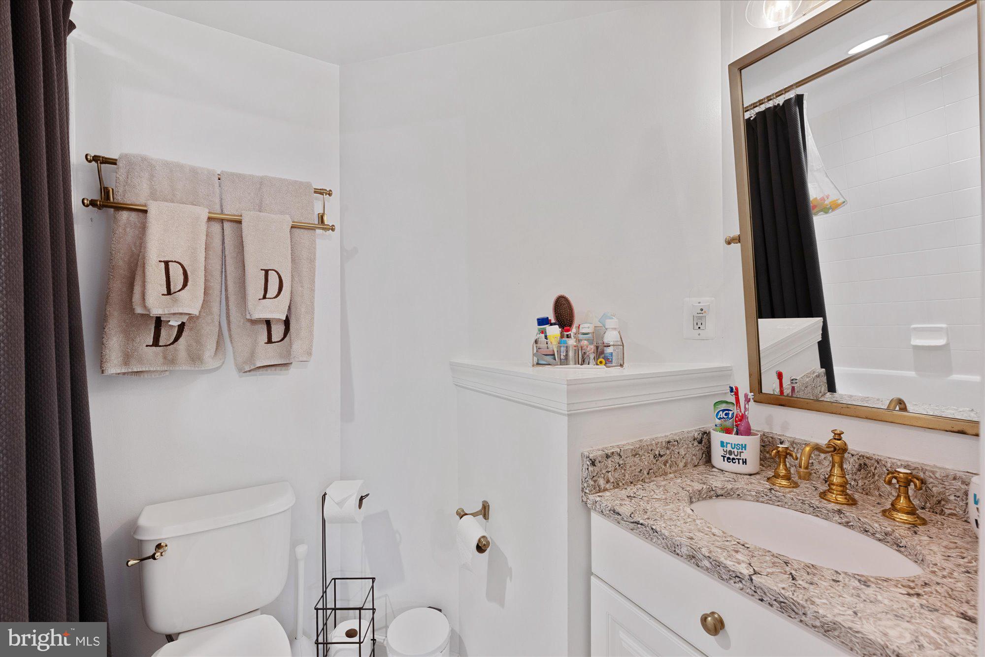 CAMERON STATION - Residential Lease