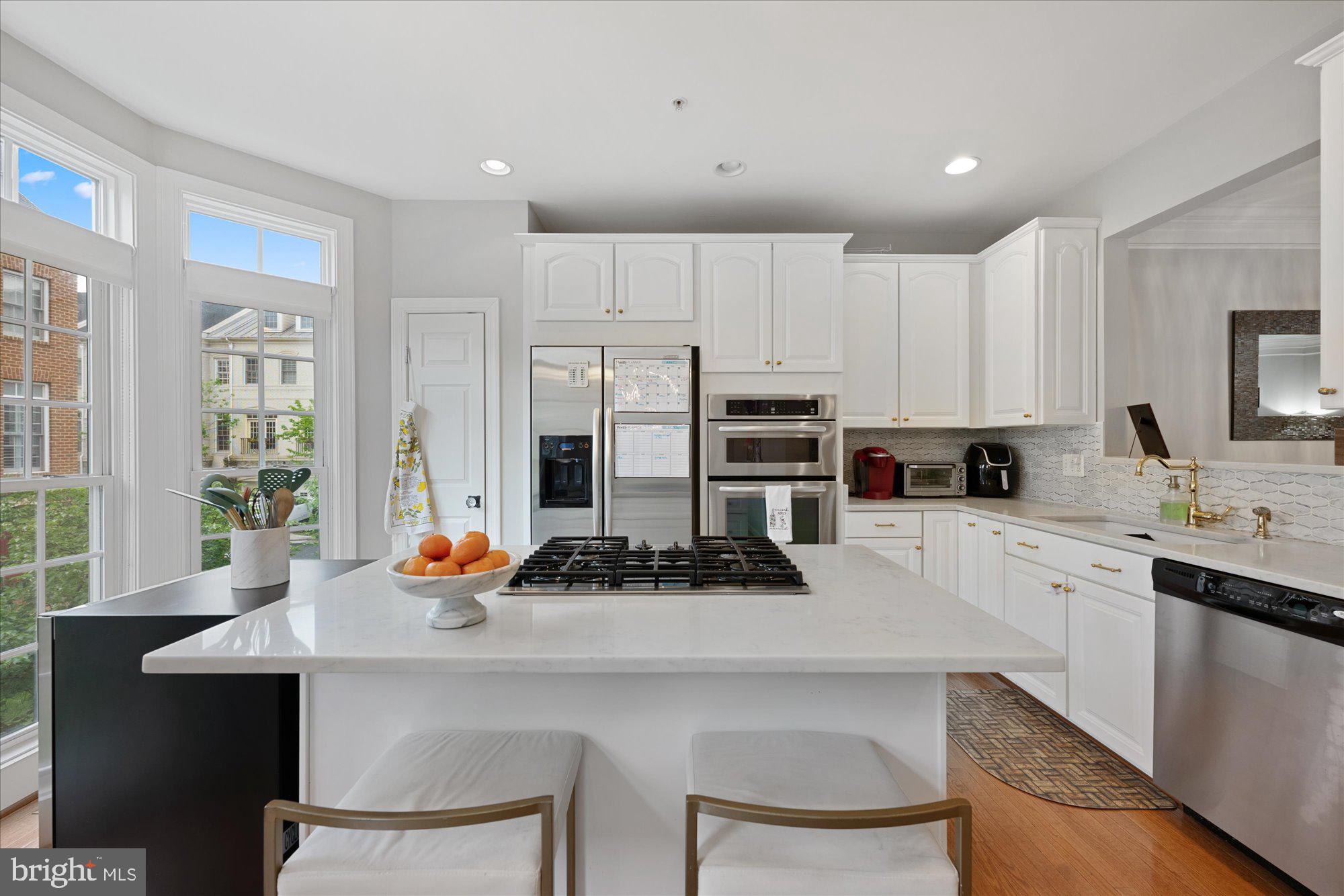 CAMERON STATION - Residential Lease