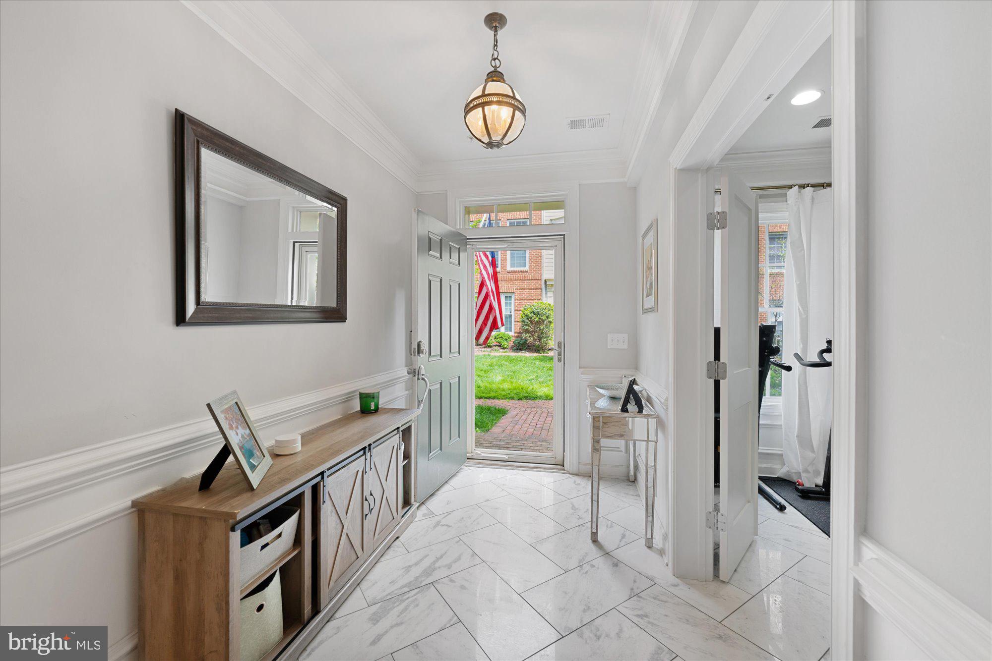 CAMERON STATION - Residential Lease