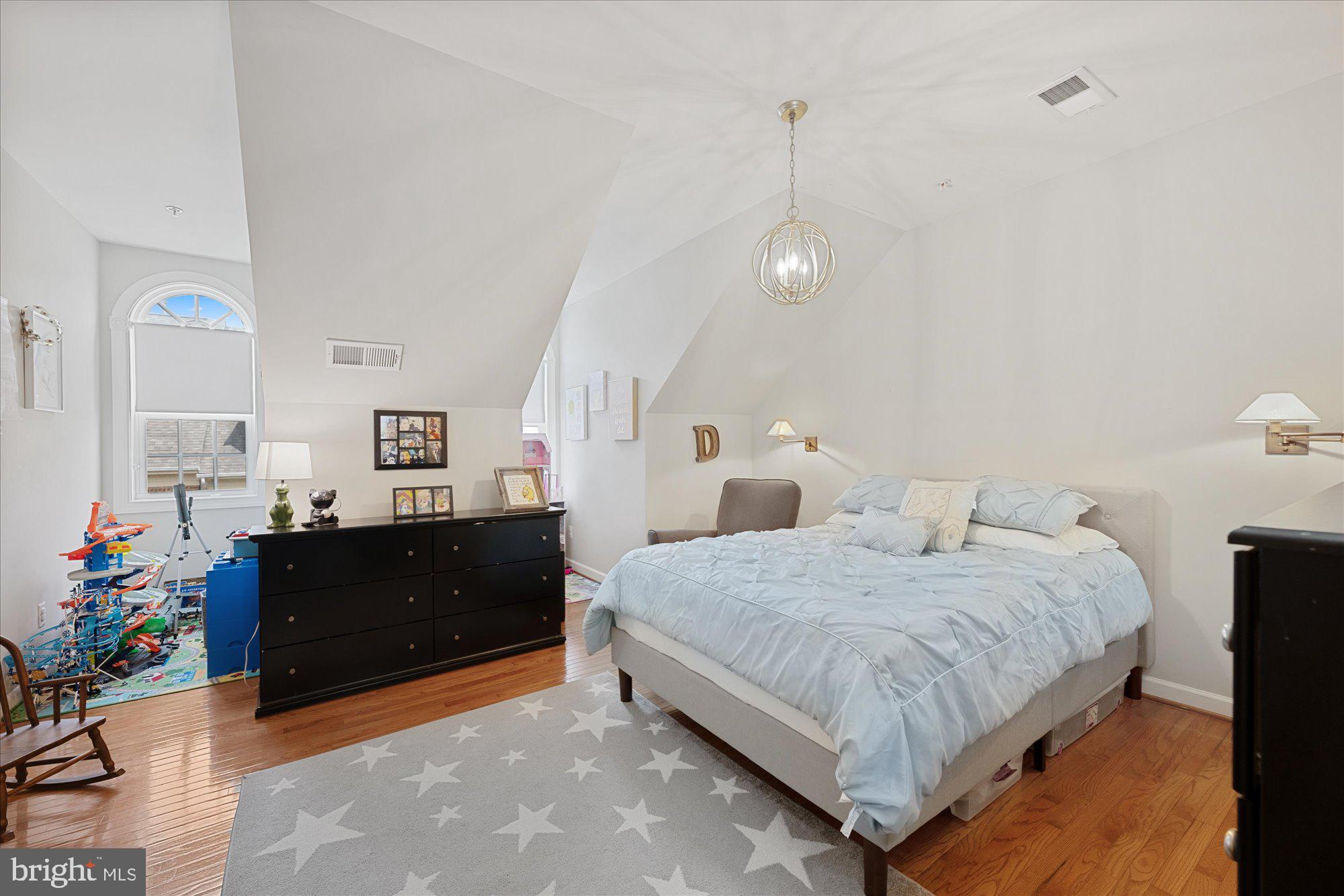 CAMERON STATION - Residential Lease