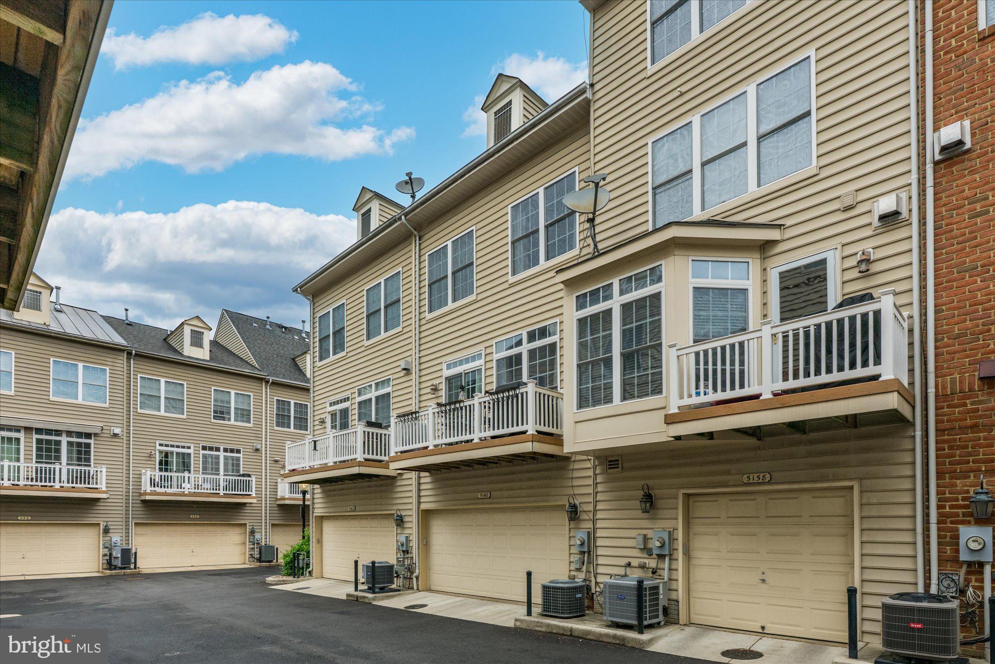 CAMERON STATION - Residential Lease