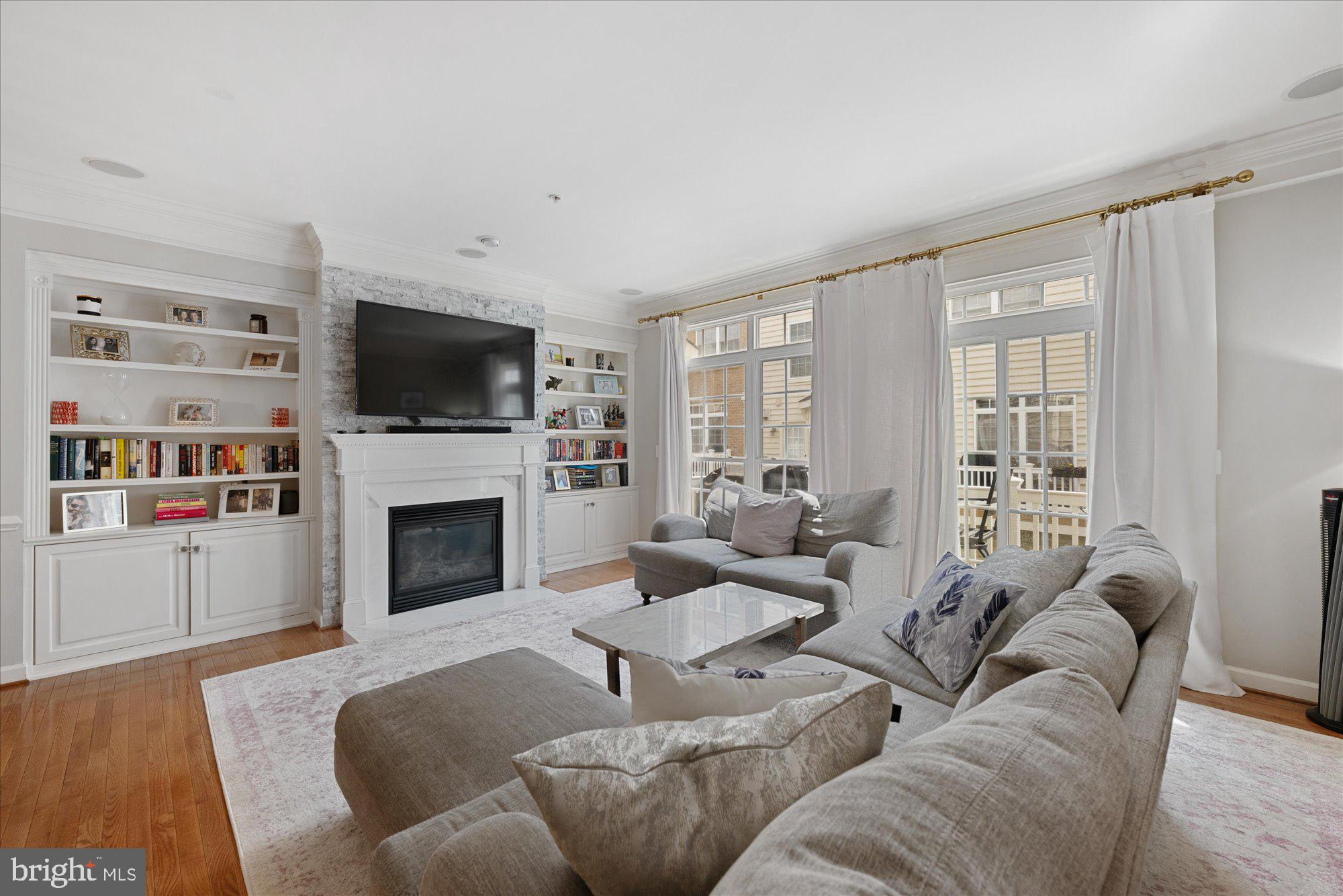 CAMERON STATION - Residential Lease