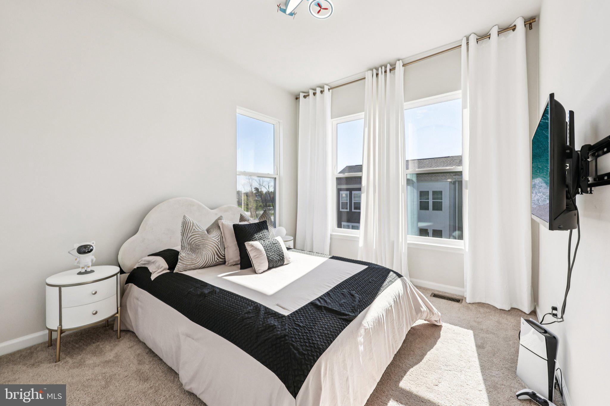 CROSSROADS VILLAGE - Residential