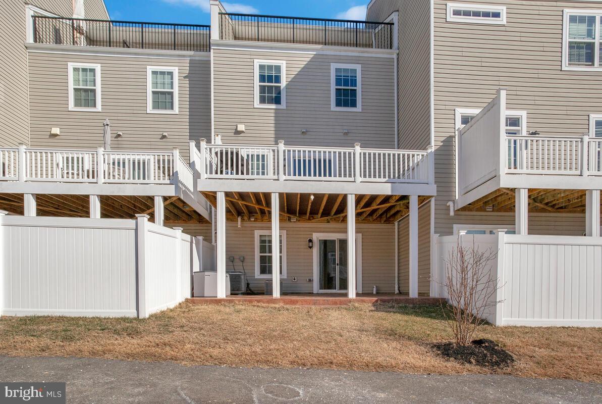 SUMMERFIELD VILLAGE - Residential