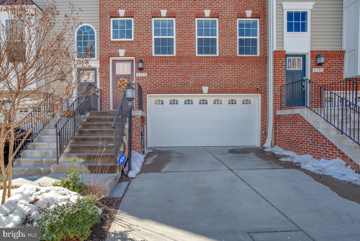 SUMMERFIELD VILLAGE - Residential