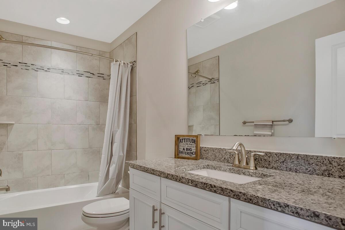 SUMMERFIELD VILLAGE - Residential