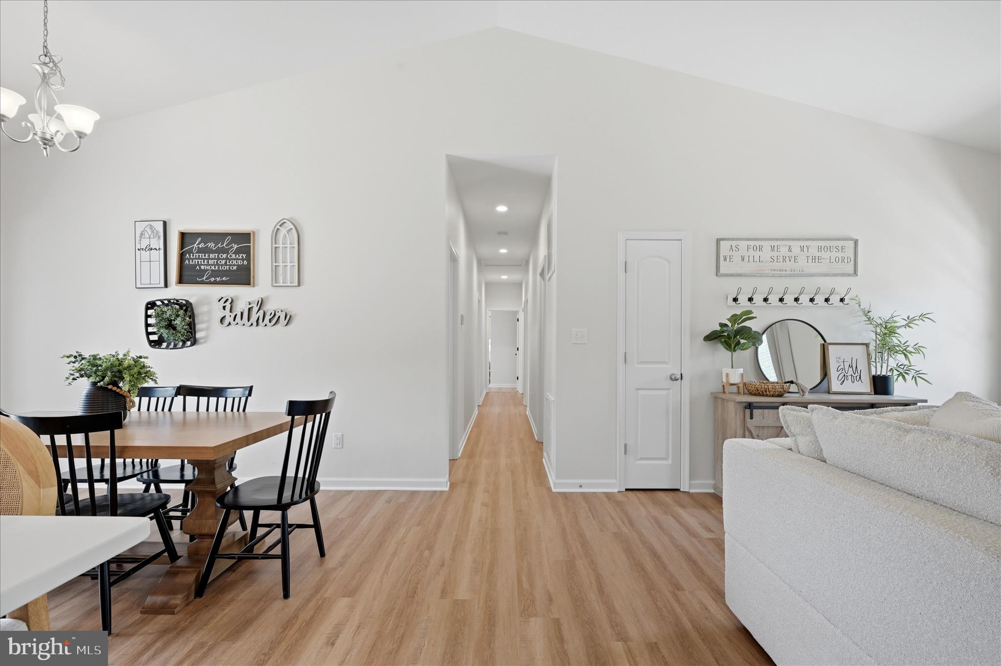 GREAT OAKS RETREAT - Residential