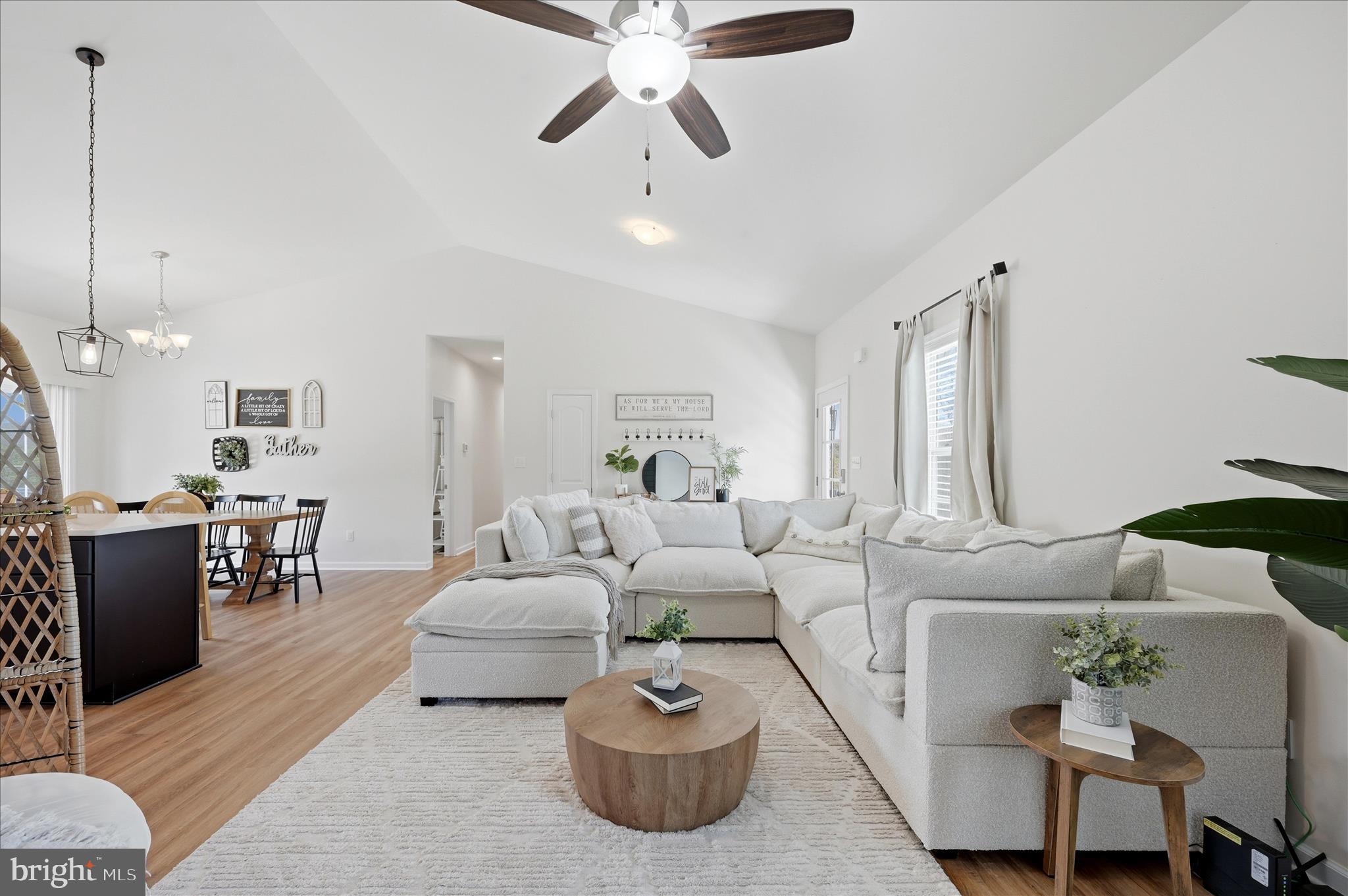 GREAT OAKS RETREAT - Residential