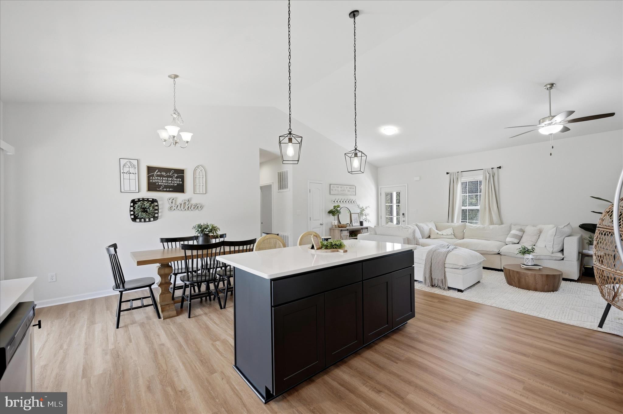 GREAT OAKS RETREAT - Residential