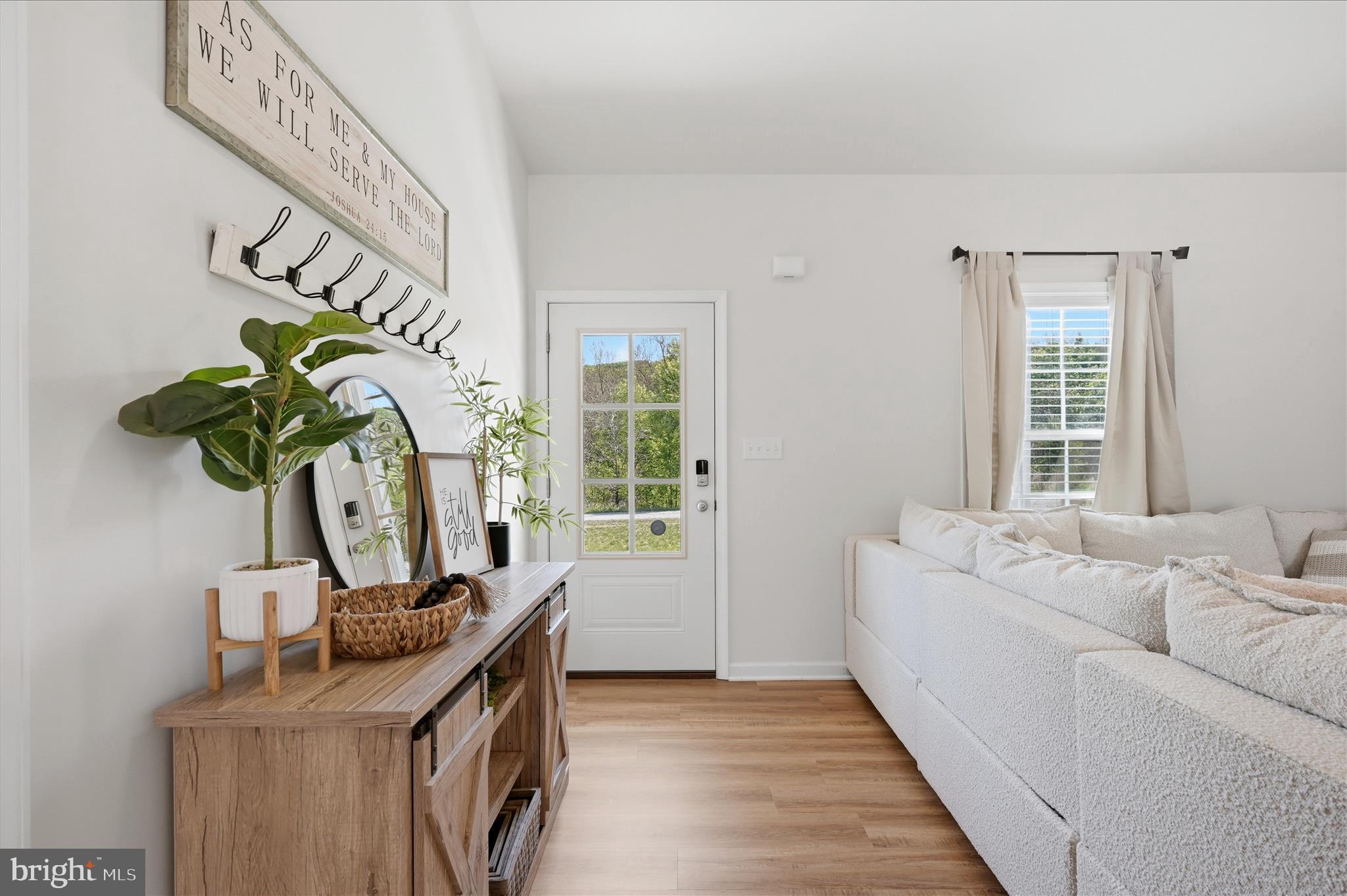GREAT OAKS RETREAT - Residential
