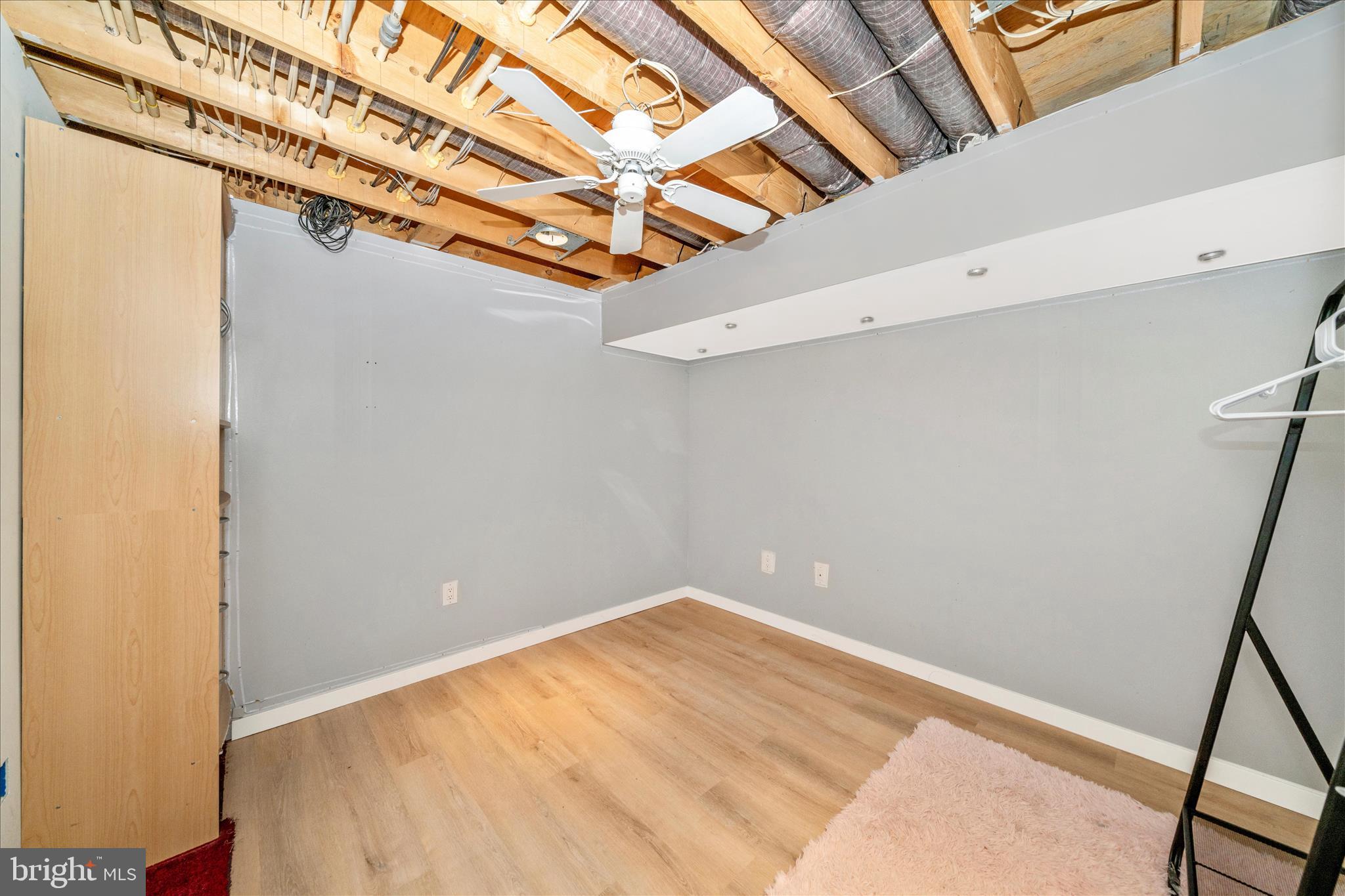 BOLLINGER ESTATES - Residential