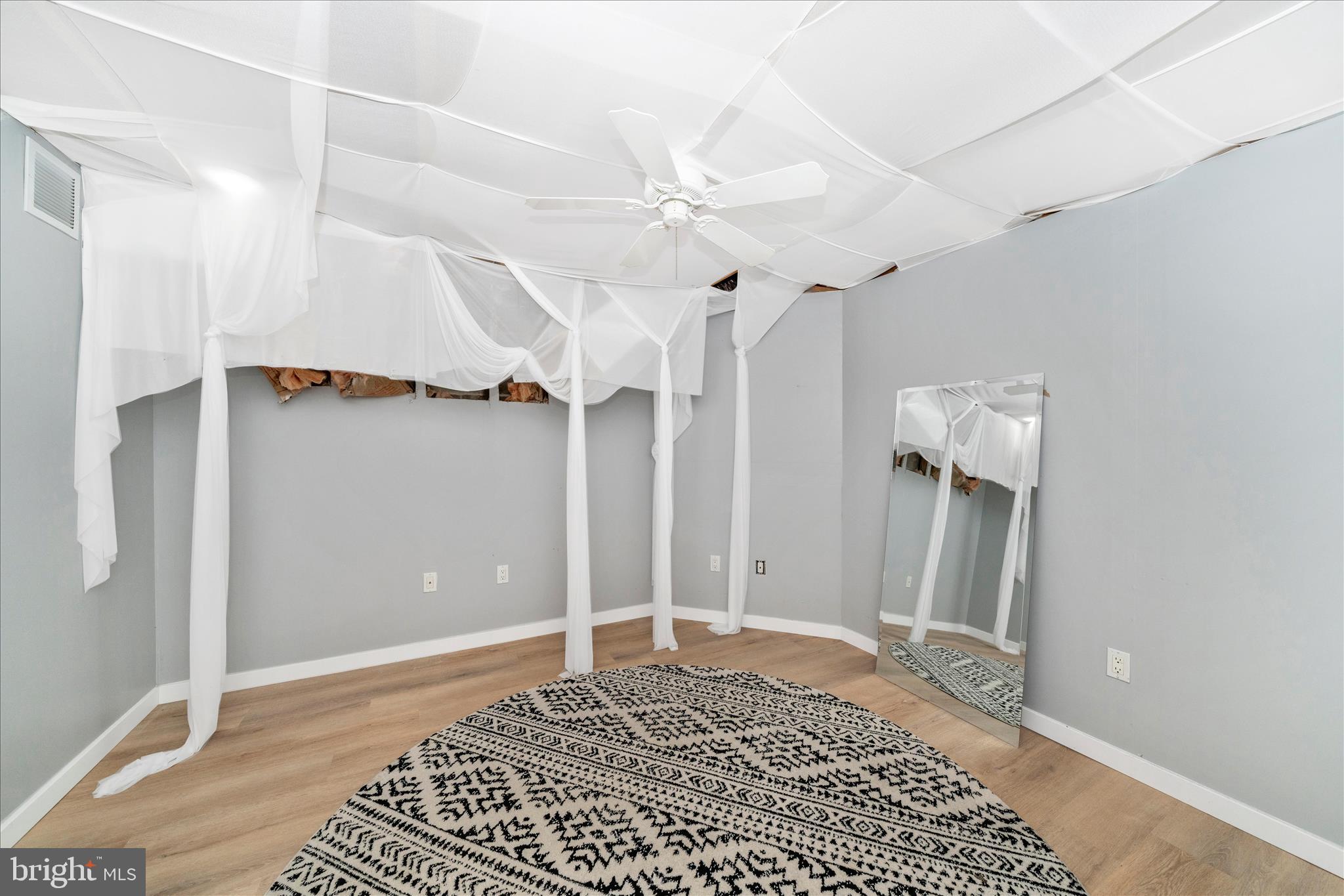 BOLLINGER ESTATES - Residential