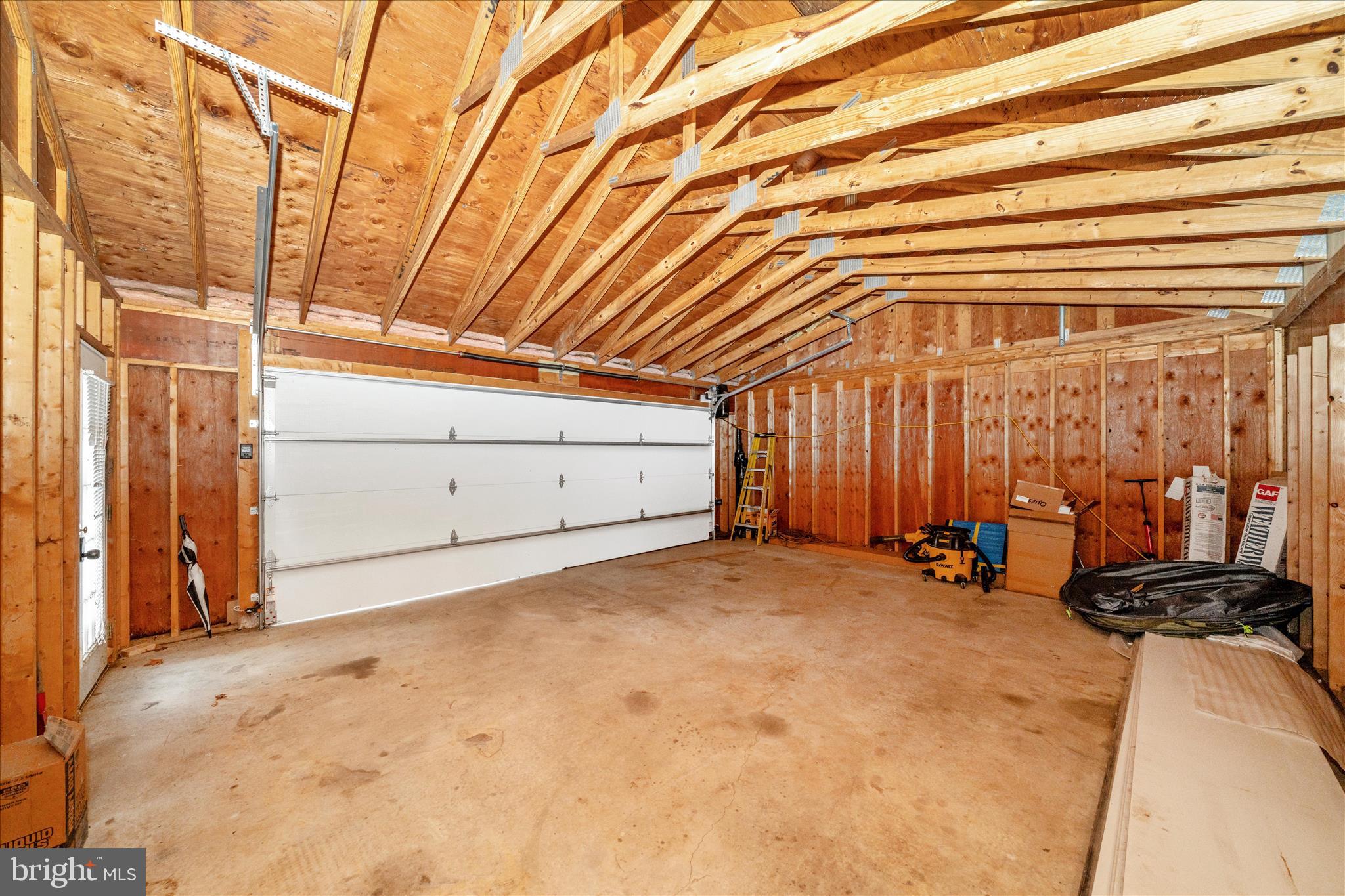 BOLLINGER ESTATES - Residential