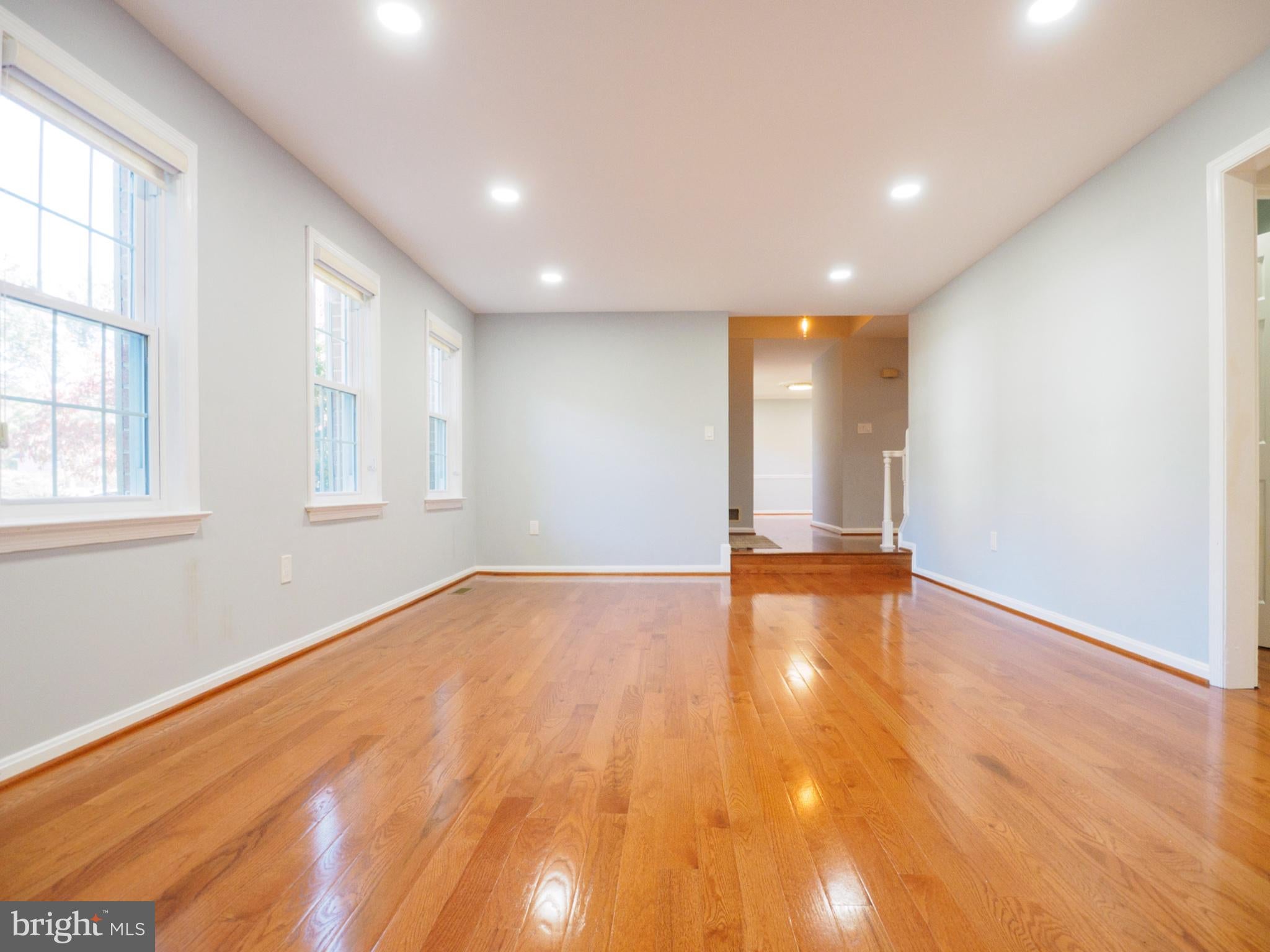1509 SNUGHILL COURT