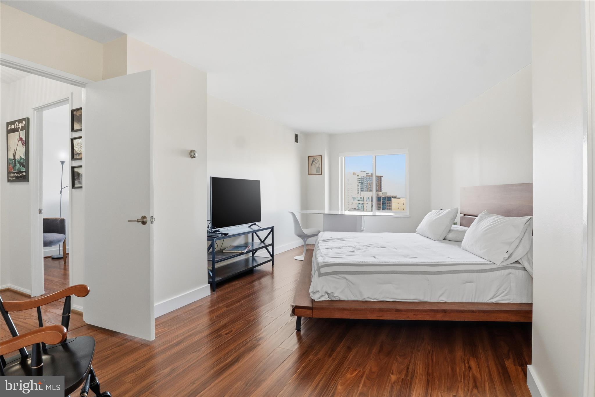 ROTONDA - Residential Lease