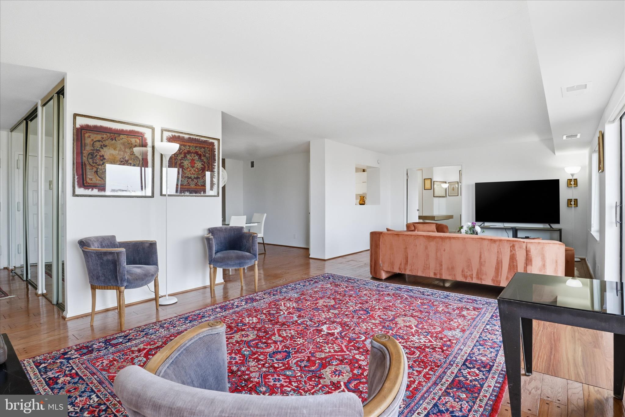 ROTONDA - Residential Lease