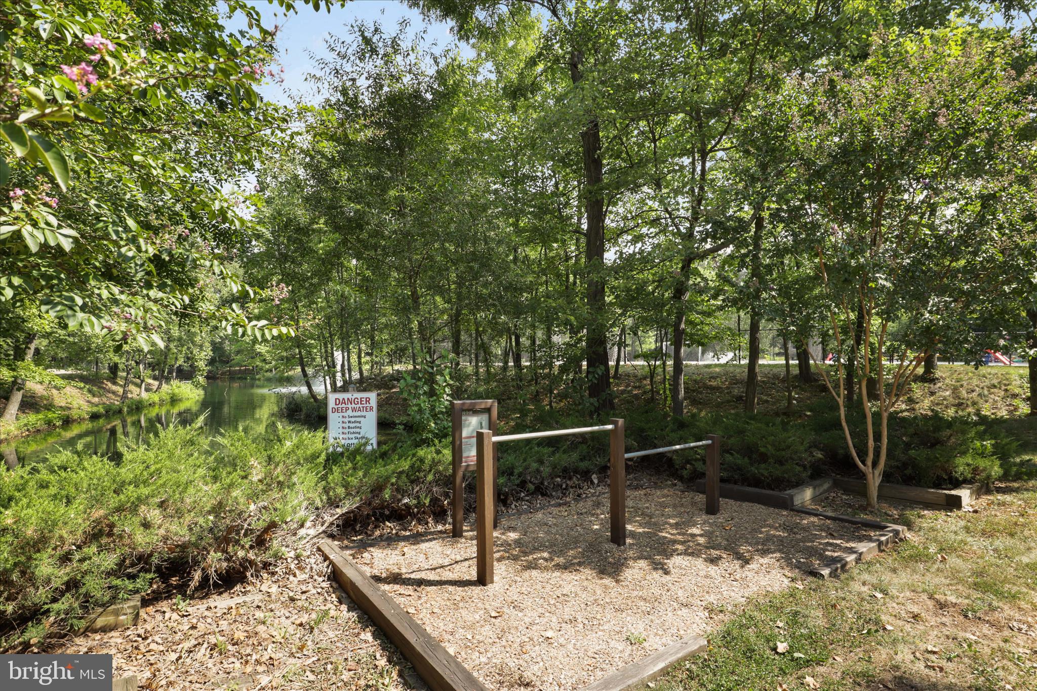 ROTONDA - Residential Lease