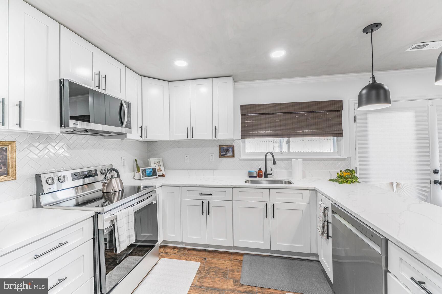 NORTHVIEW AT BELAIR VILLAGE - Residential Lease