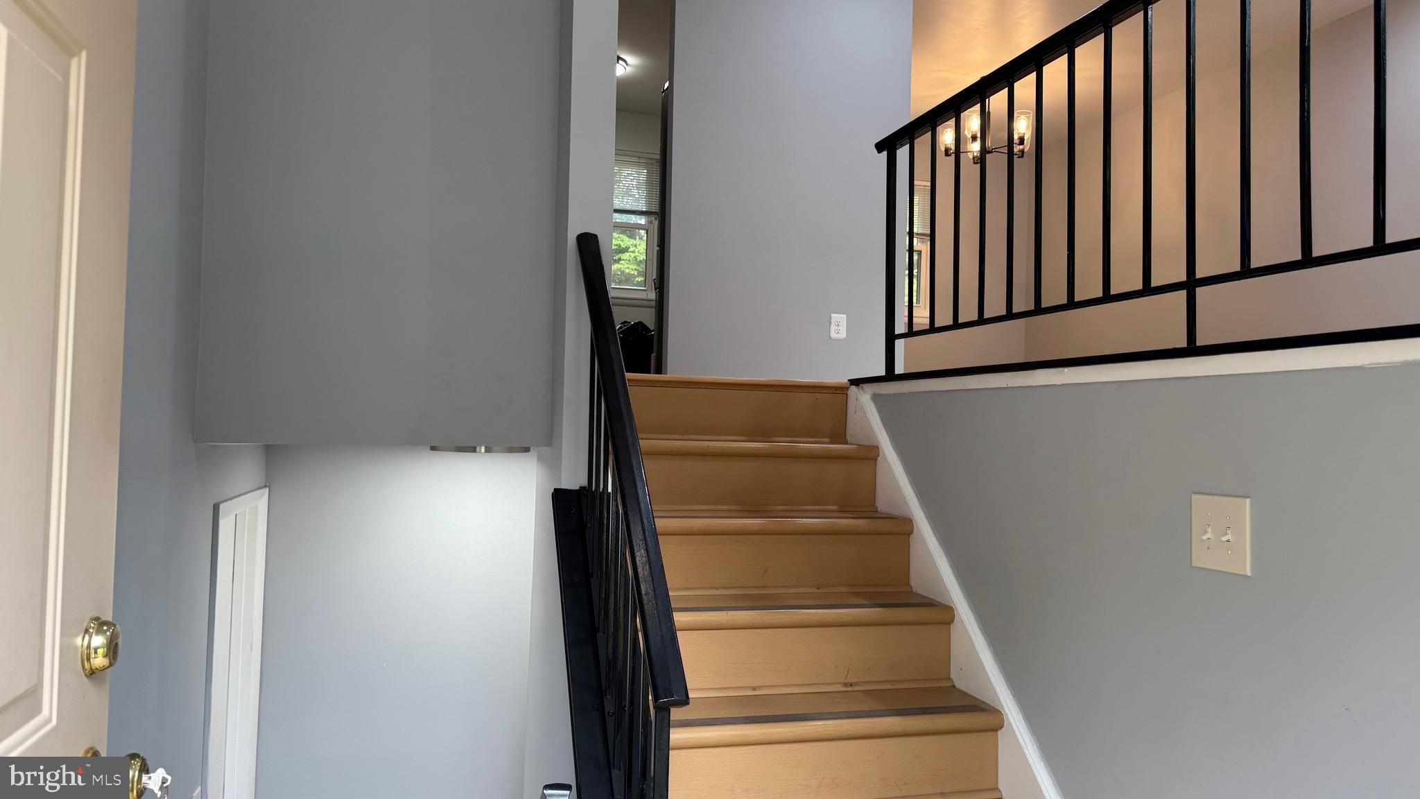 9429 FAREWELL ROAD