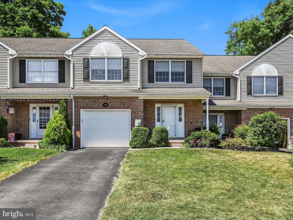 Photo of 318 Pennridge Avenue, Mountville, PA 17554 (MLS # PALA2051792)