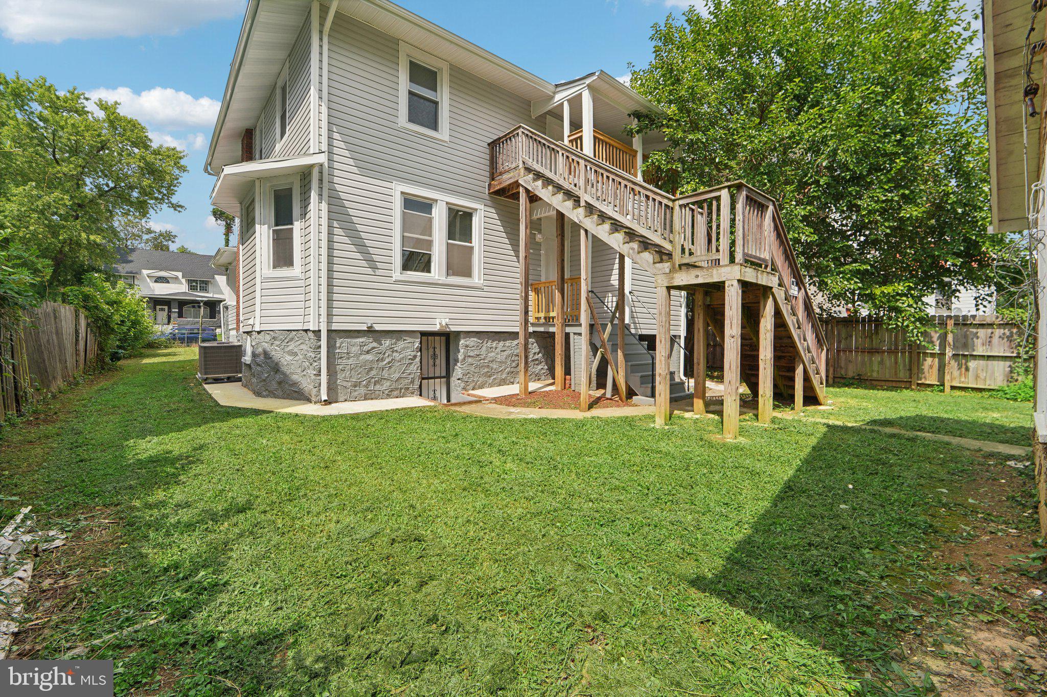 DORCHESTER - Residential