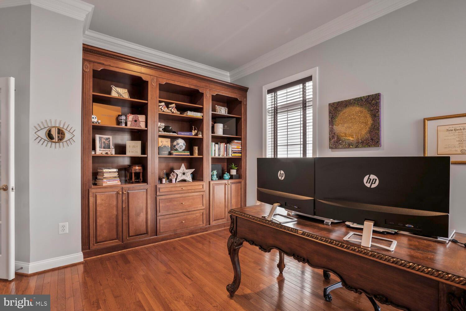 HEARTHSTONE VILLAGE OAK - Residential