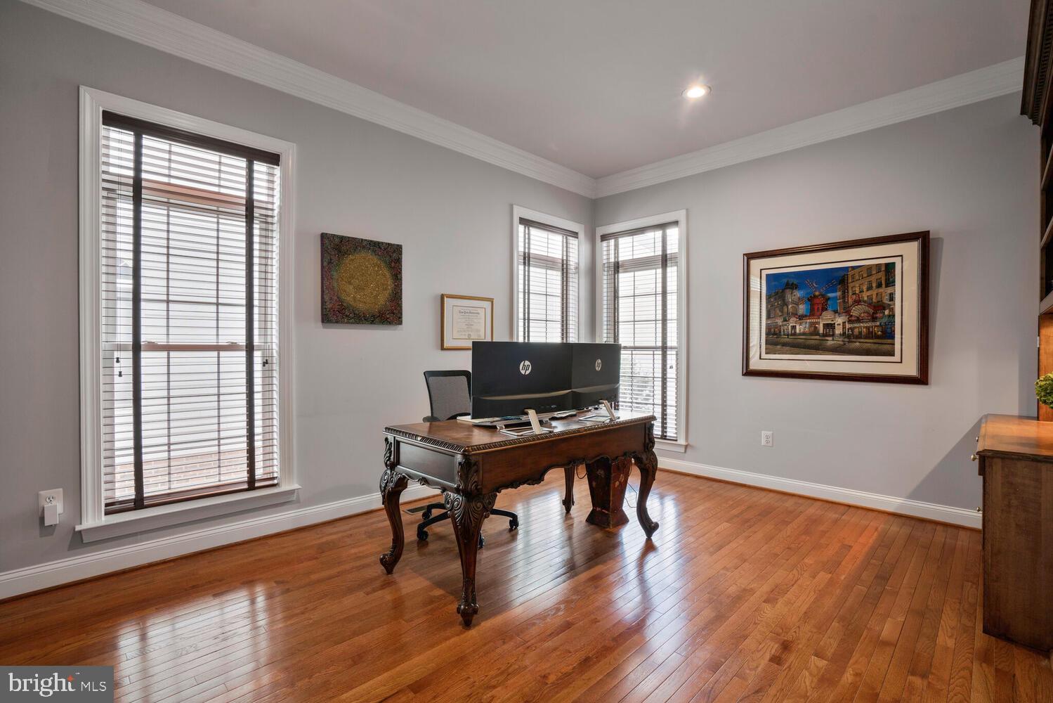 HEARTHSTONE VILLAGE OAK - Residential