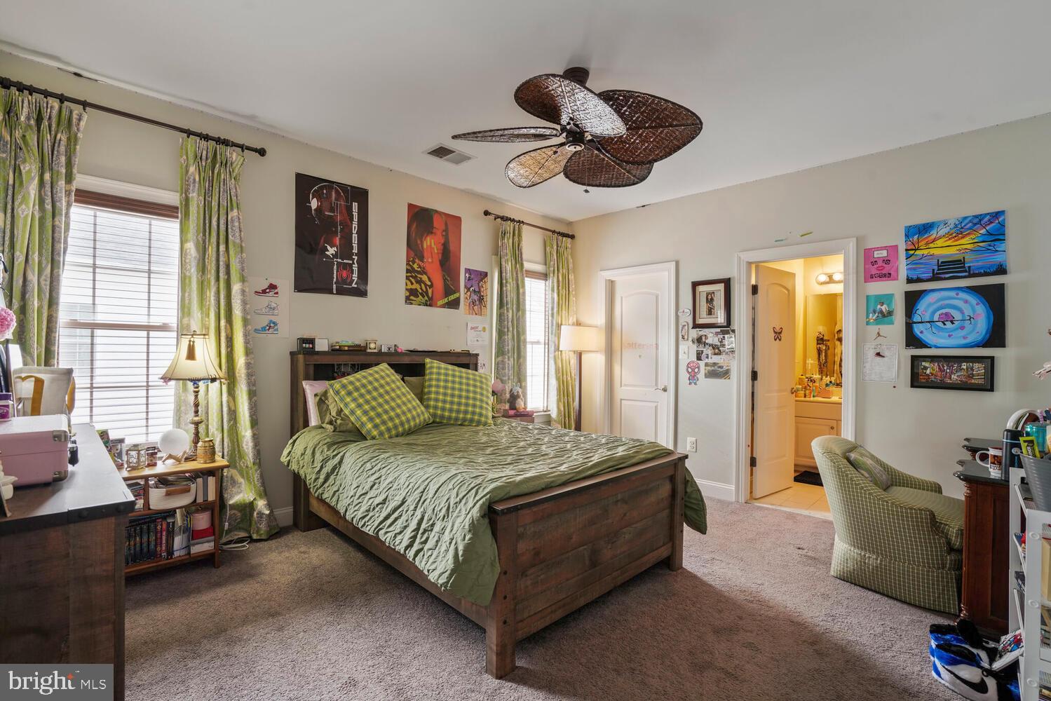 HEARTHSTONE VILLAGE OAK - Residential