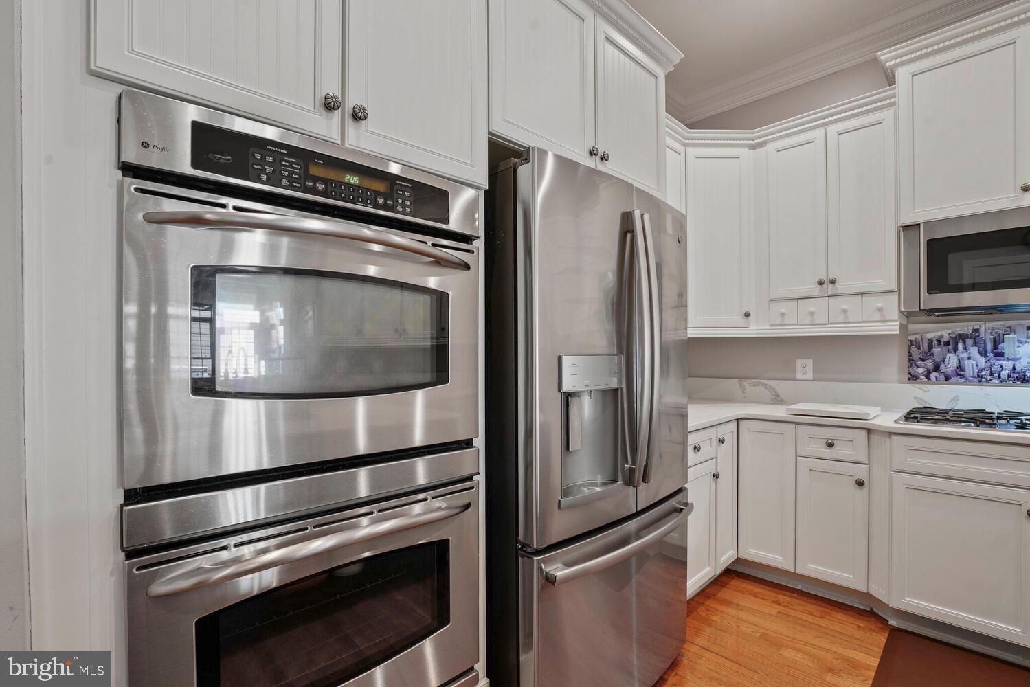 HEARTHSTONE VILLAGE OAK - Residential