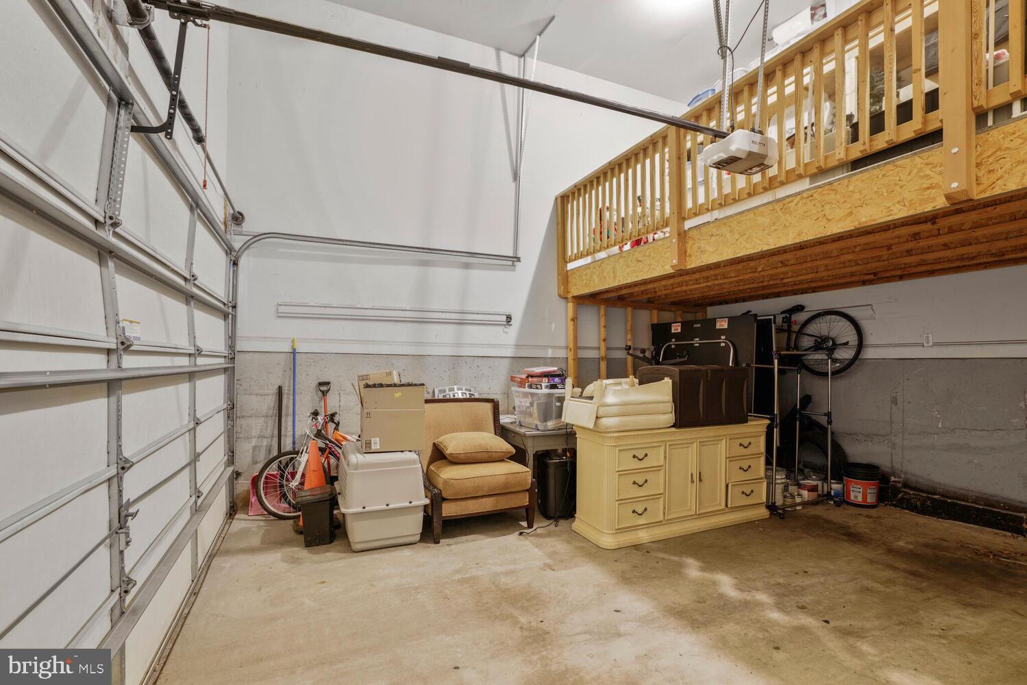 HEARTHSTONE VILLAGE OAK - Residential