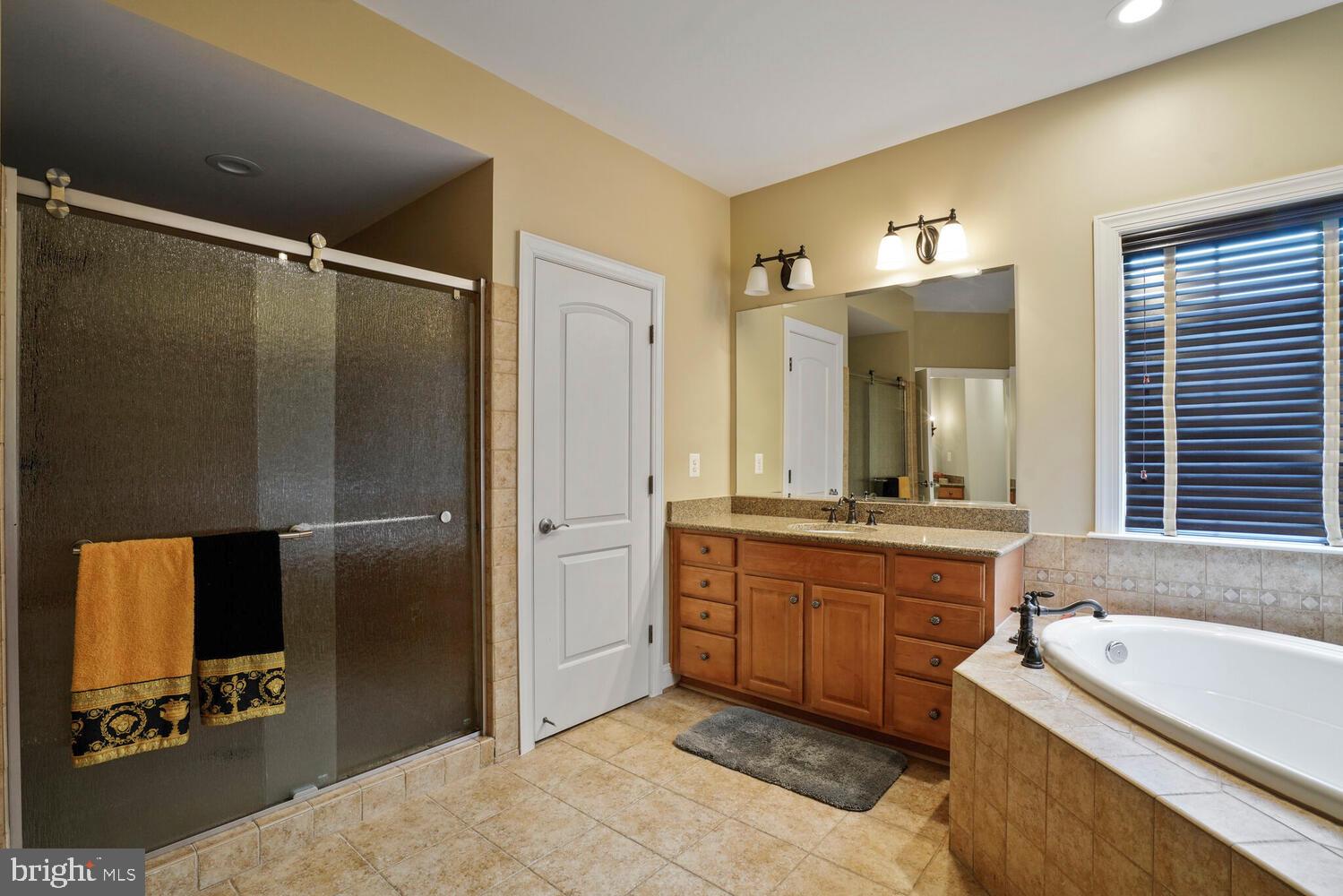 HEARTHSTONE VILLAGE OAK - Residential