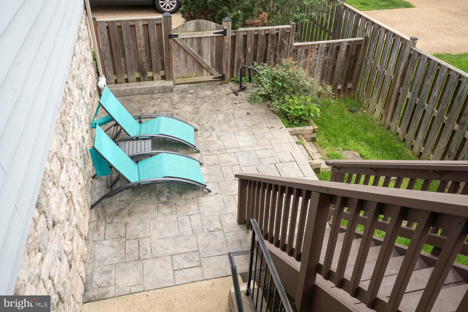 HEARTHSTONE VILLAGE OAK - Residential