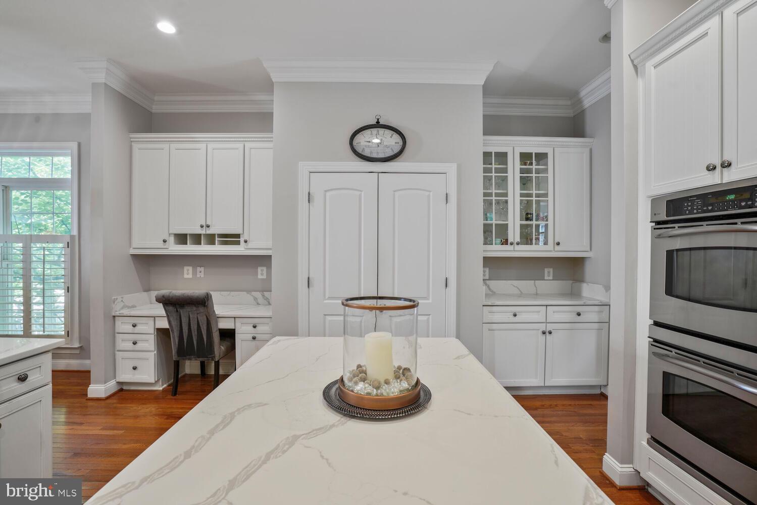 HEARTHSTONE VILLAGE OAK - Residential