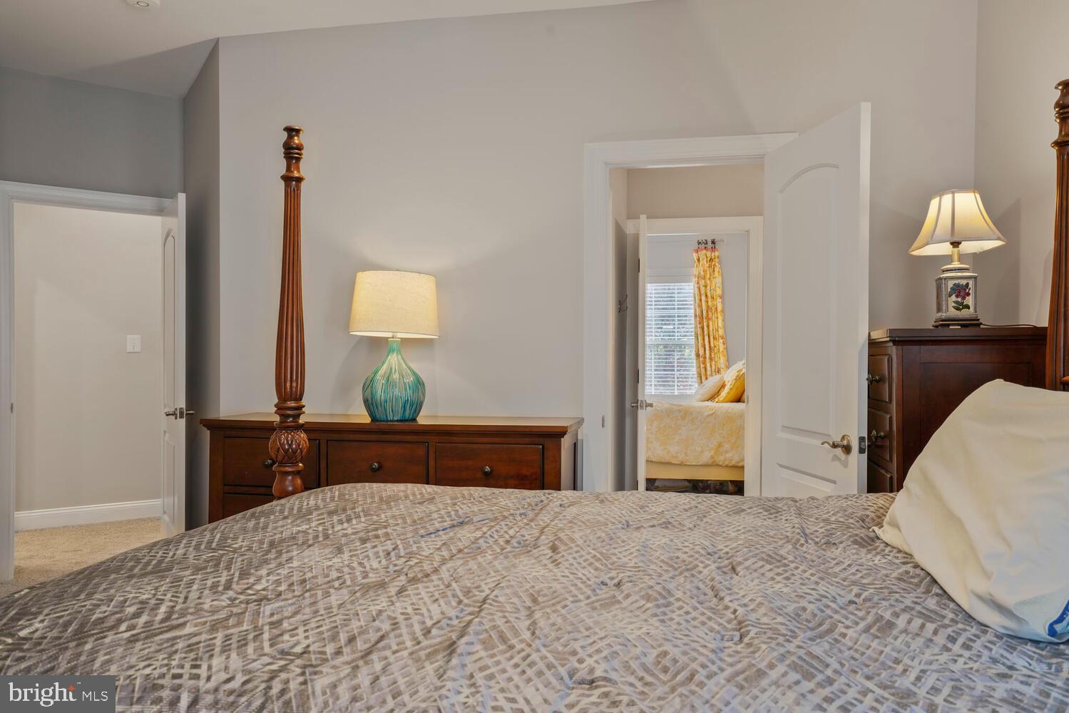 HEARTHSTONE VILLAGE OAK - Residential