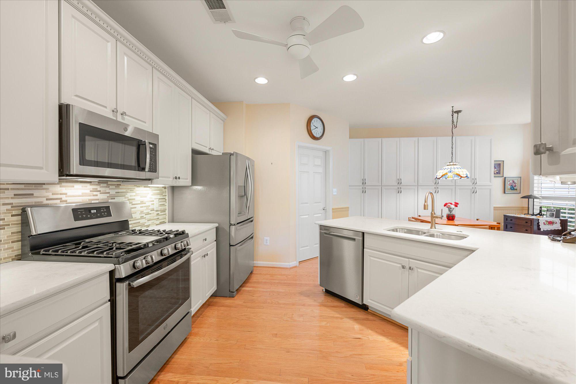 CENTRAL PARKE AT LOWES ISLAND - Residential