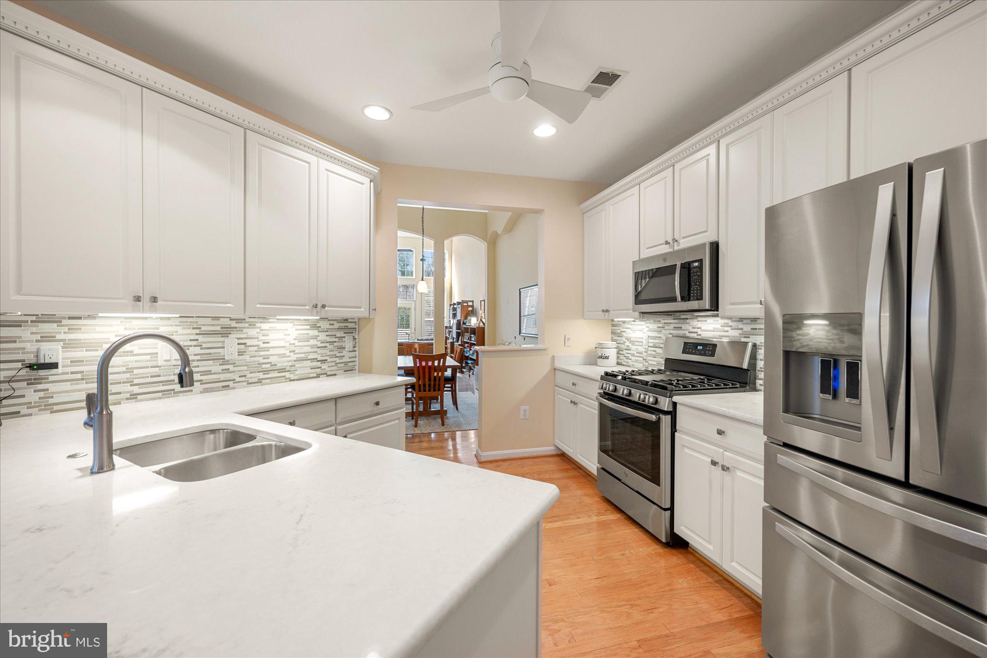 CENTRAL PARKE AT LOWES ISLAND - Residential