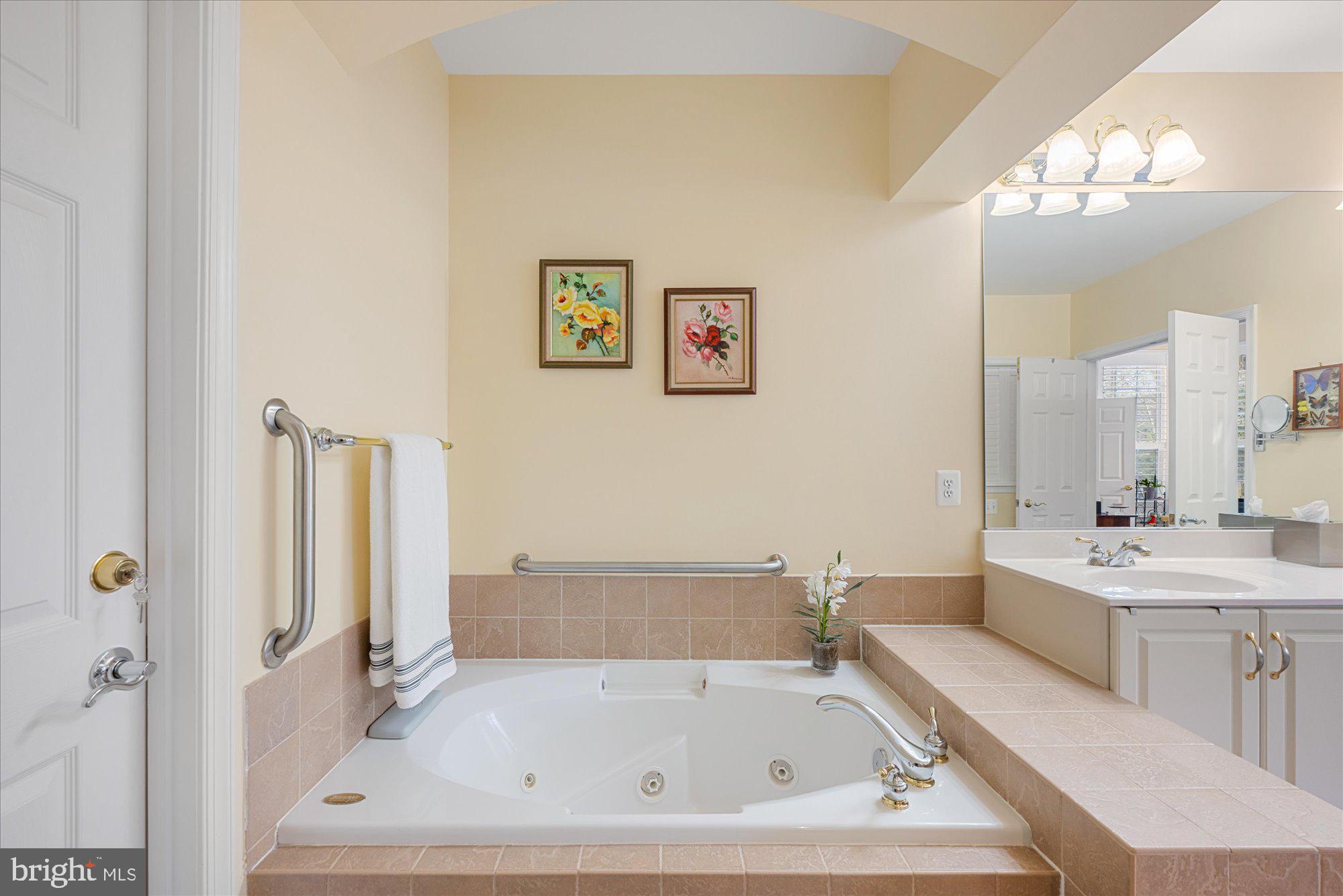 CENTRAL PARKE AT LOWES ISLAND - Residential