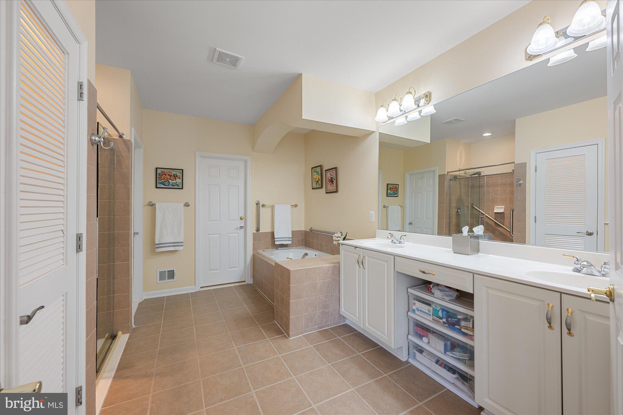 CENTRAL PARKE AT LOWES ISLAND - Residential