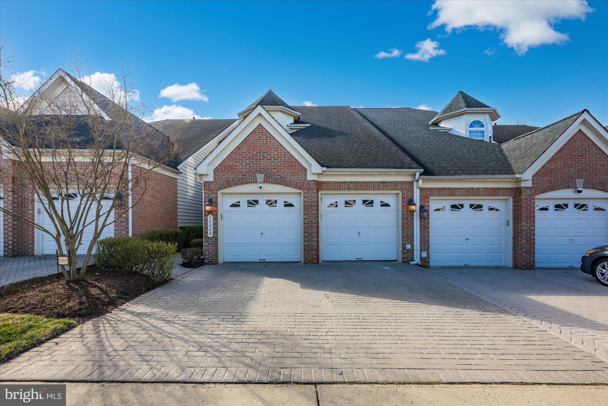 CENTRAL PARKE AT LOWES ISLAND - Residential