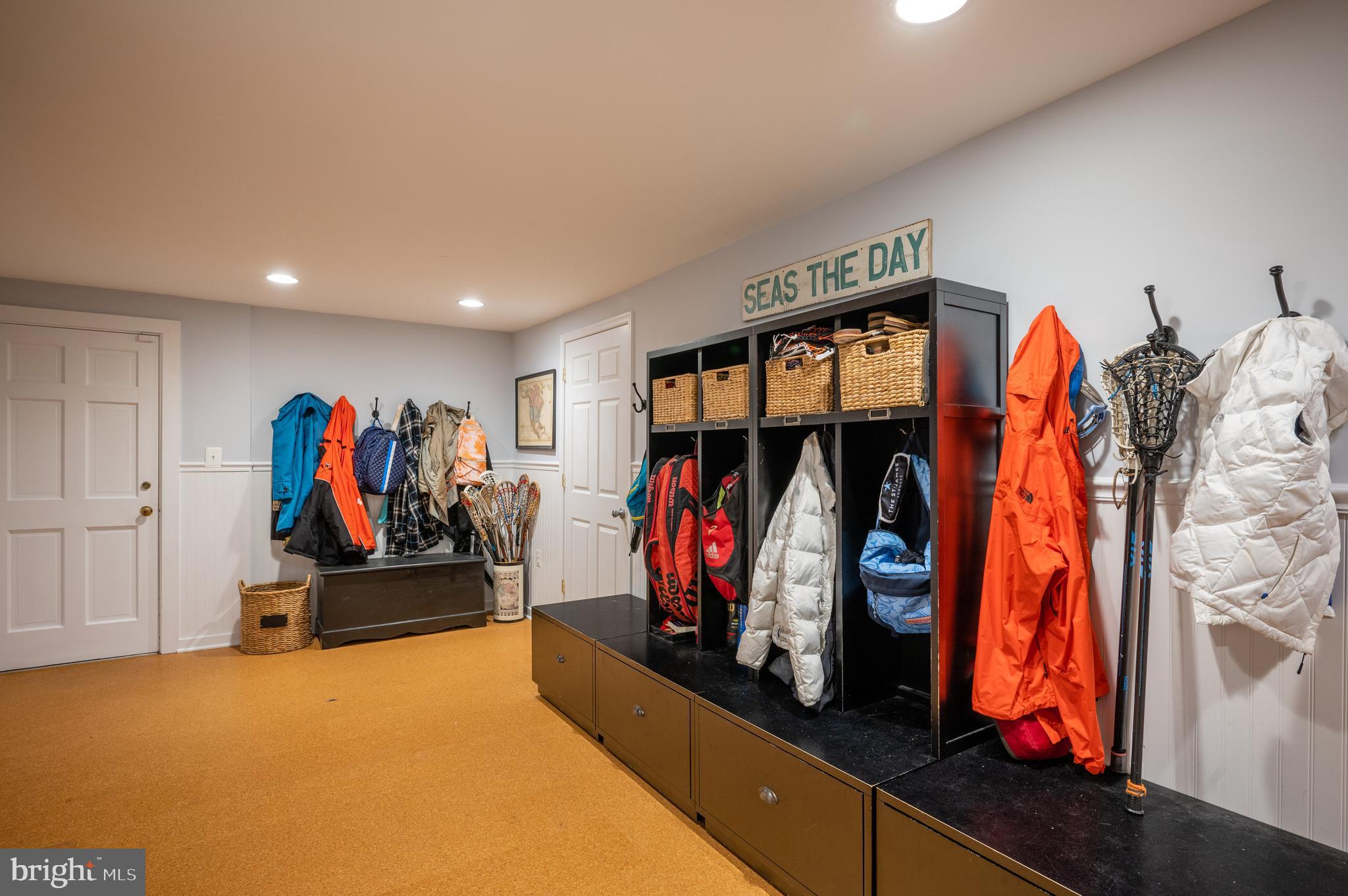 MT VERNON ON THE POTOMAC - Residential