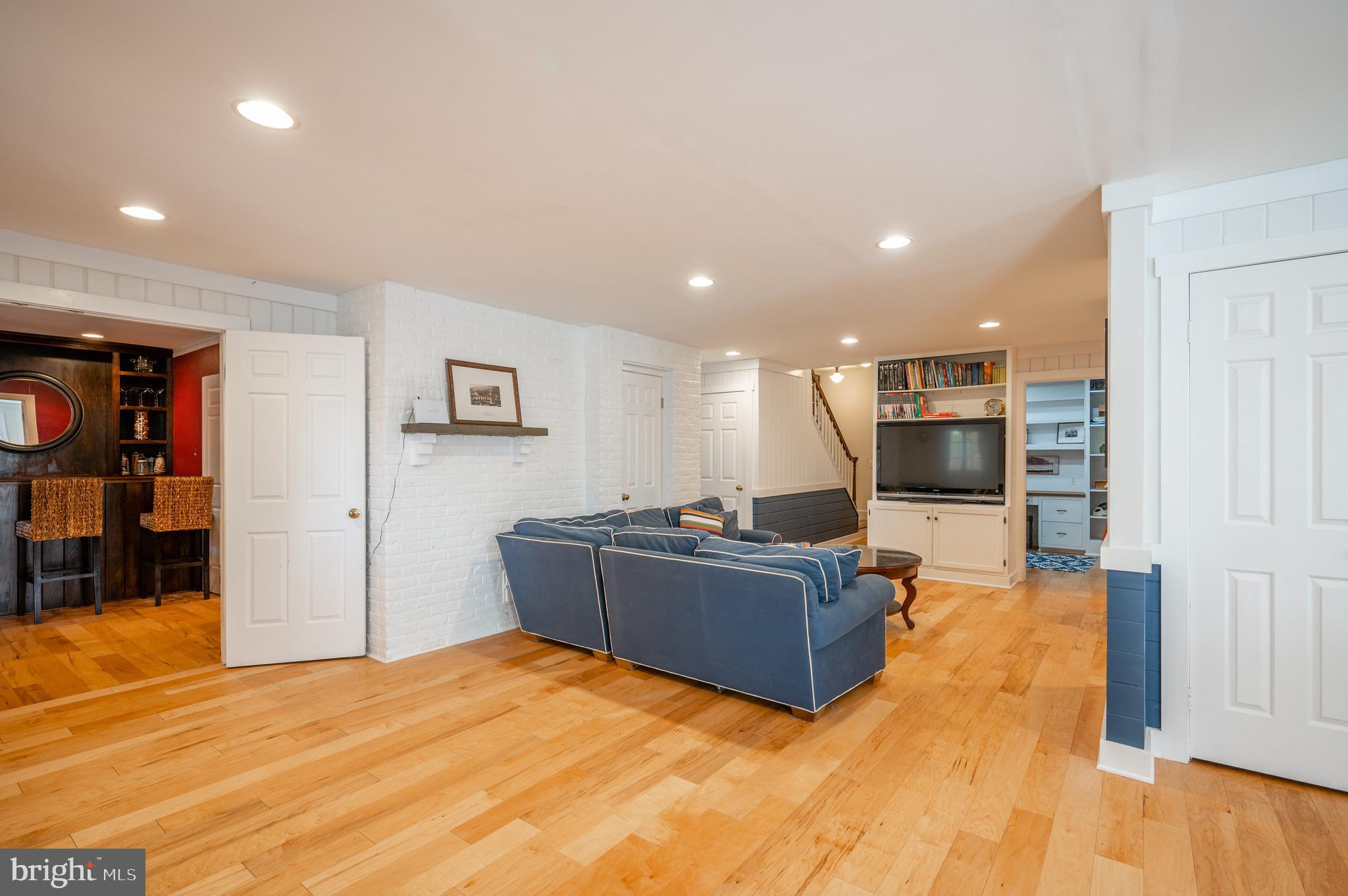 MT VERNON ON THE POTOMAC - Residential