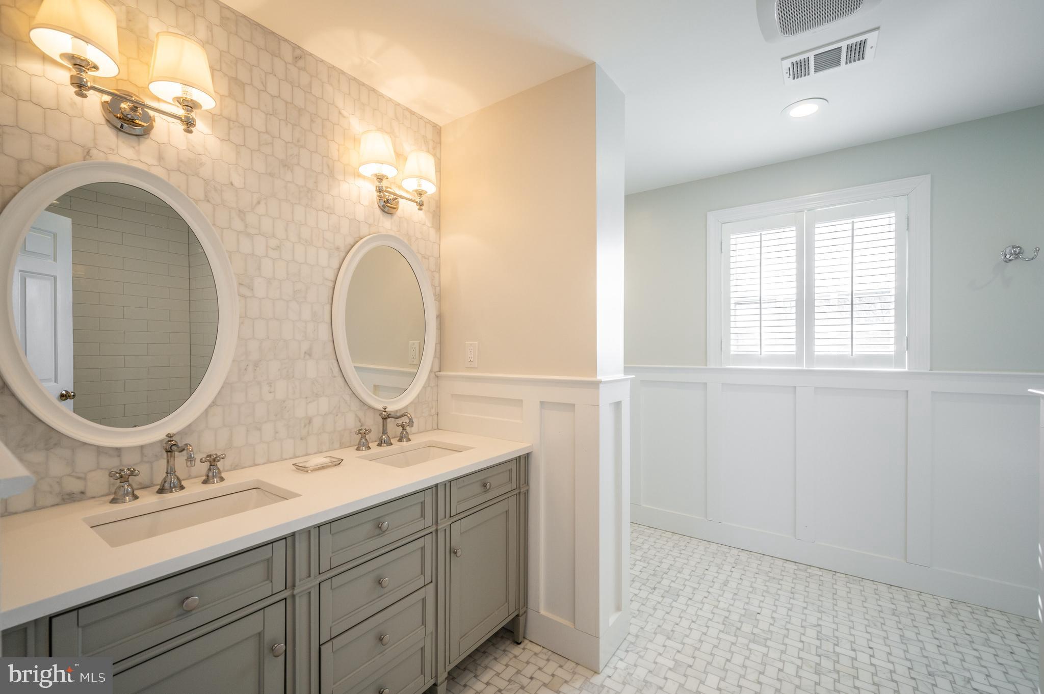 MT VERNON ON THE POTOMAC - Residential