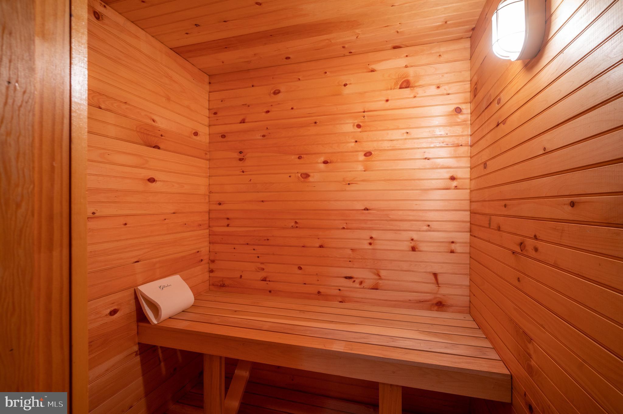 MT VERNON ON THE POTOMAC - Residential