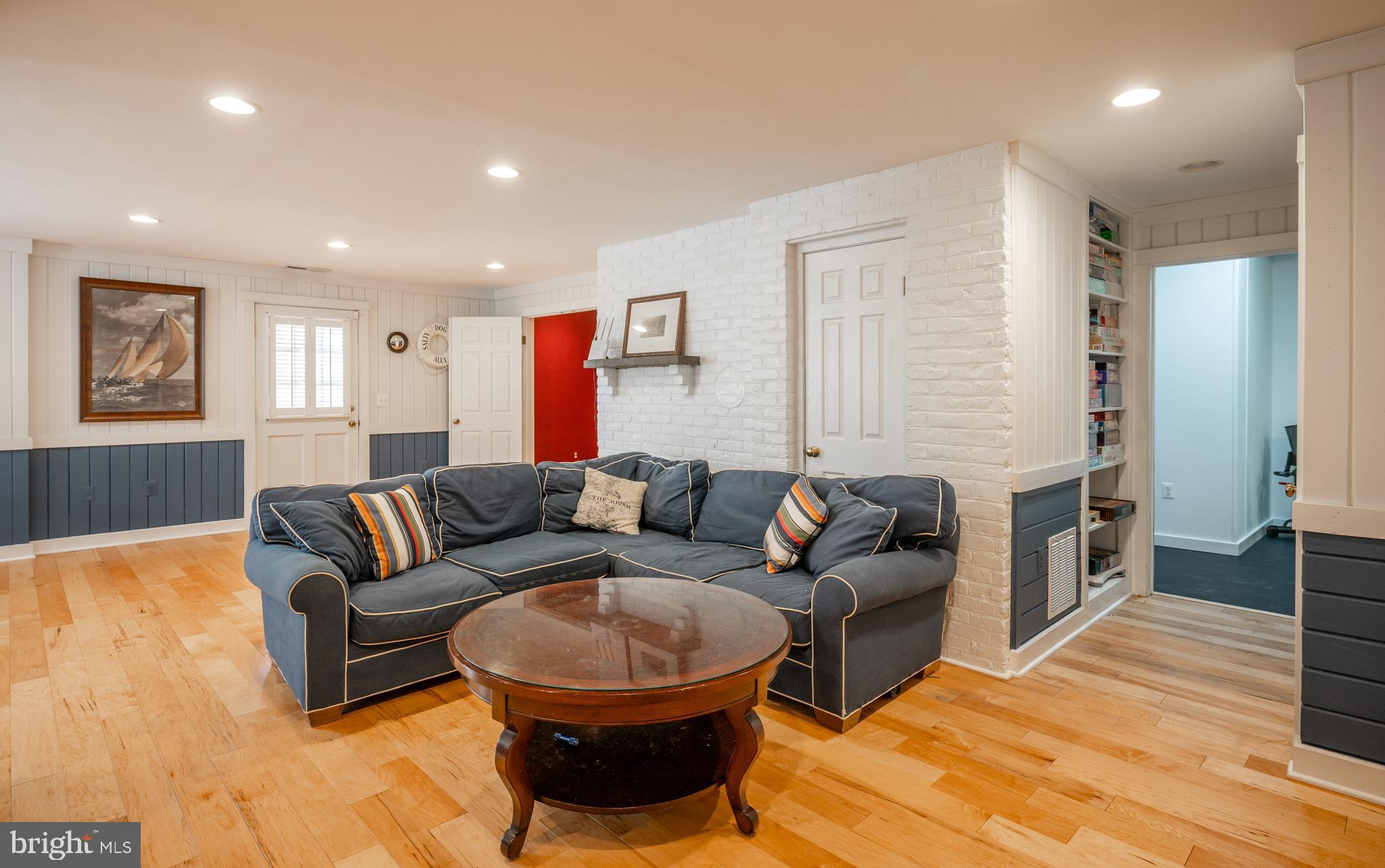 MT VERNON ON THE POTOMAC - Residential